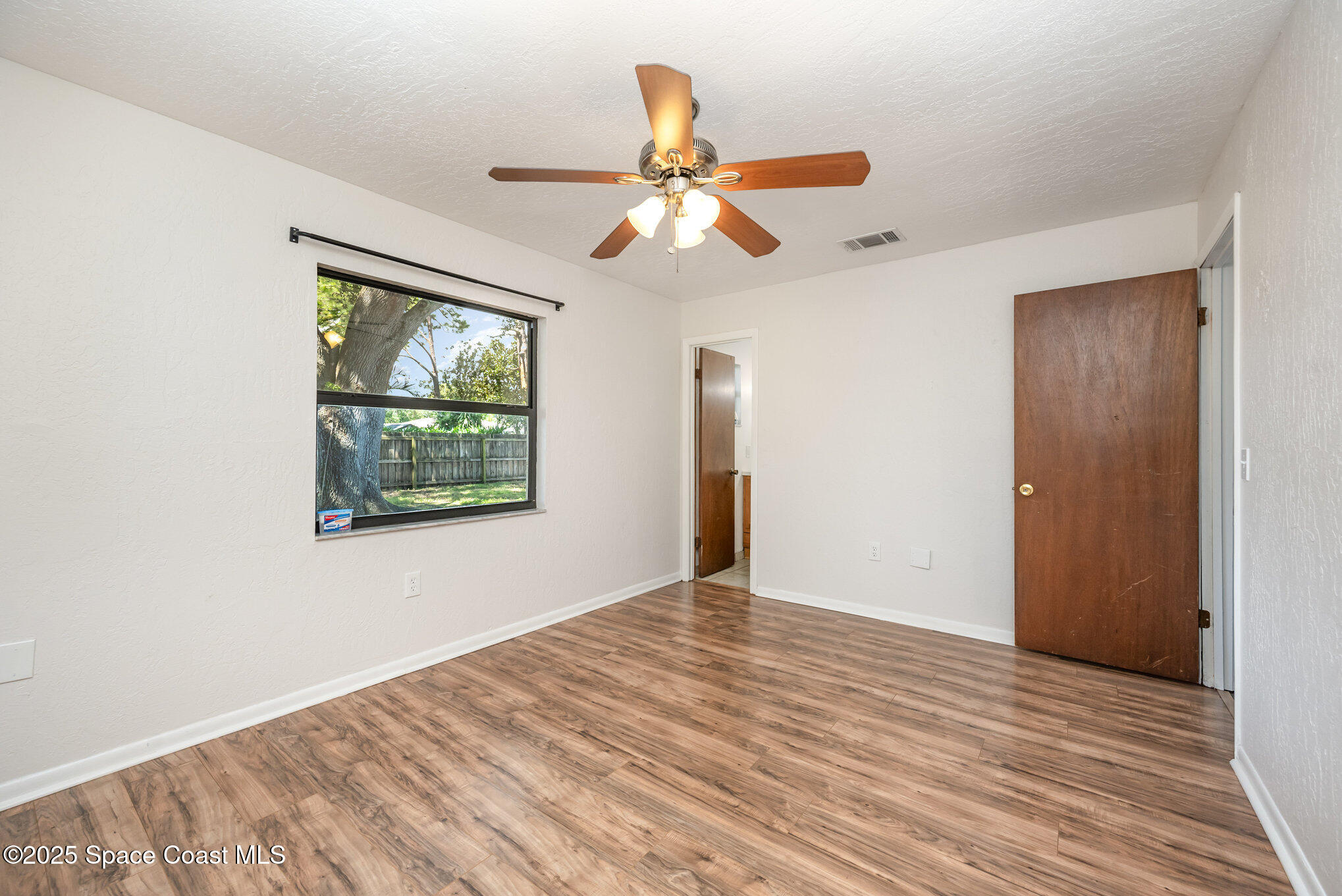 2211 Longbow Road