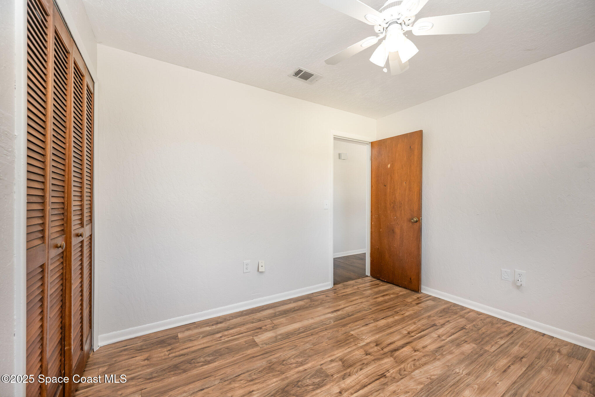 2211 Longbow Road