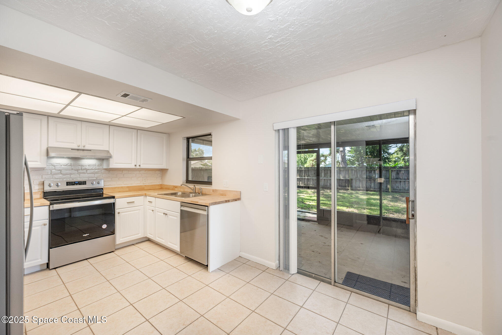 2211 Longbow Road