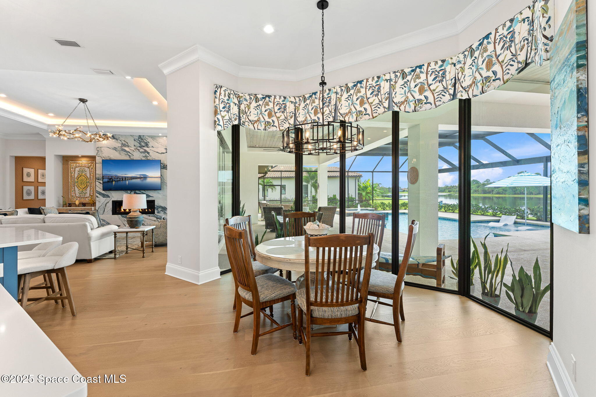 3709 Lake Adelaide Place