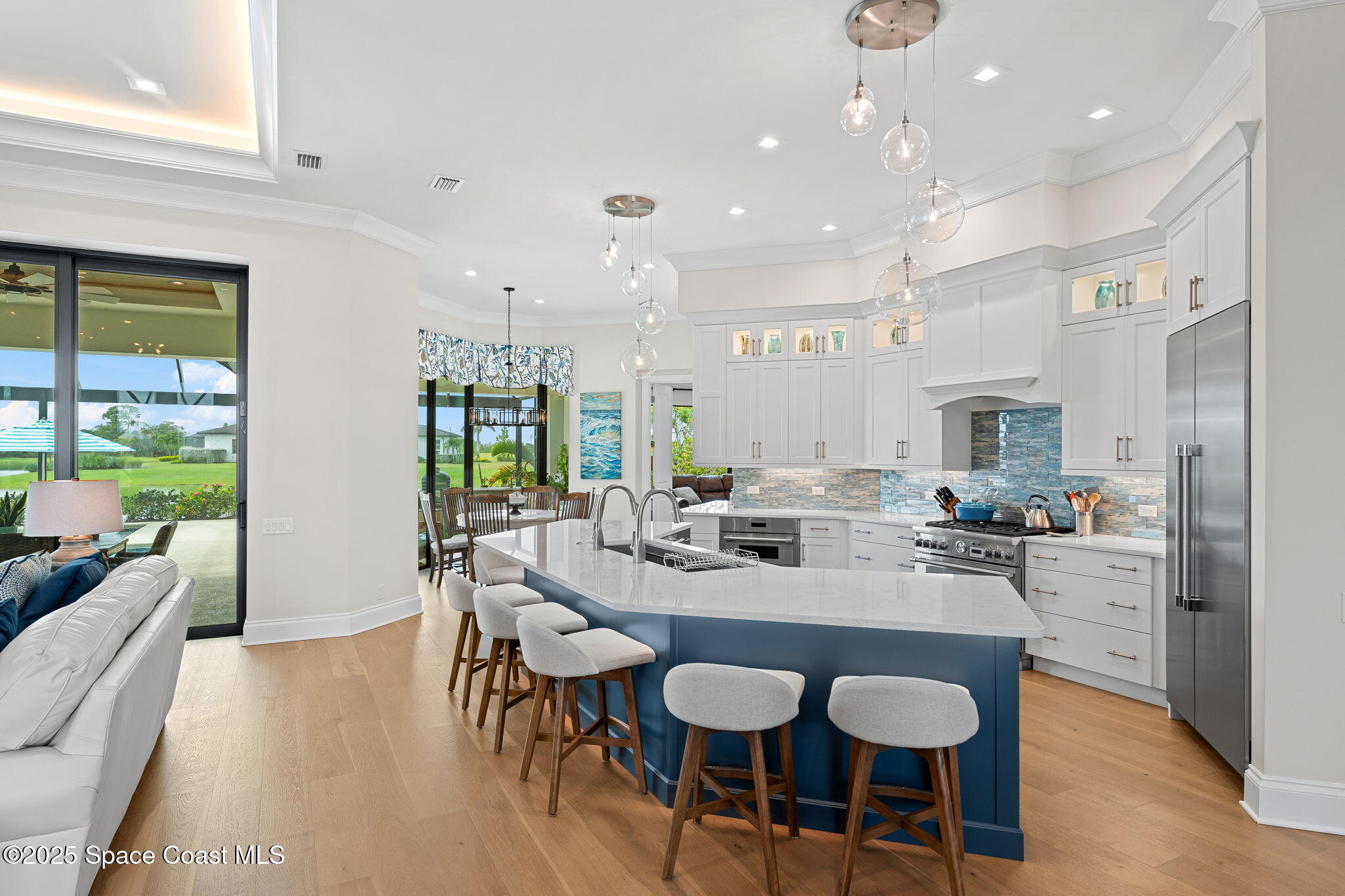 3709 Lake Adelaide Place