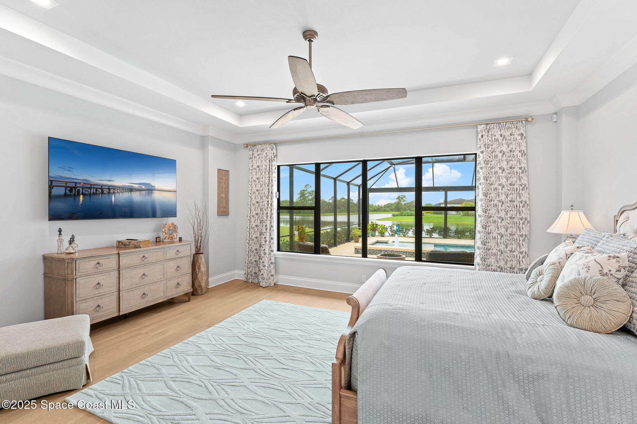 3709 Lake Adelaide Place