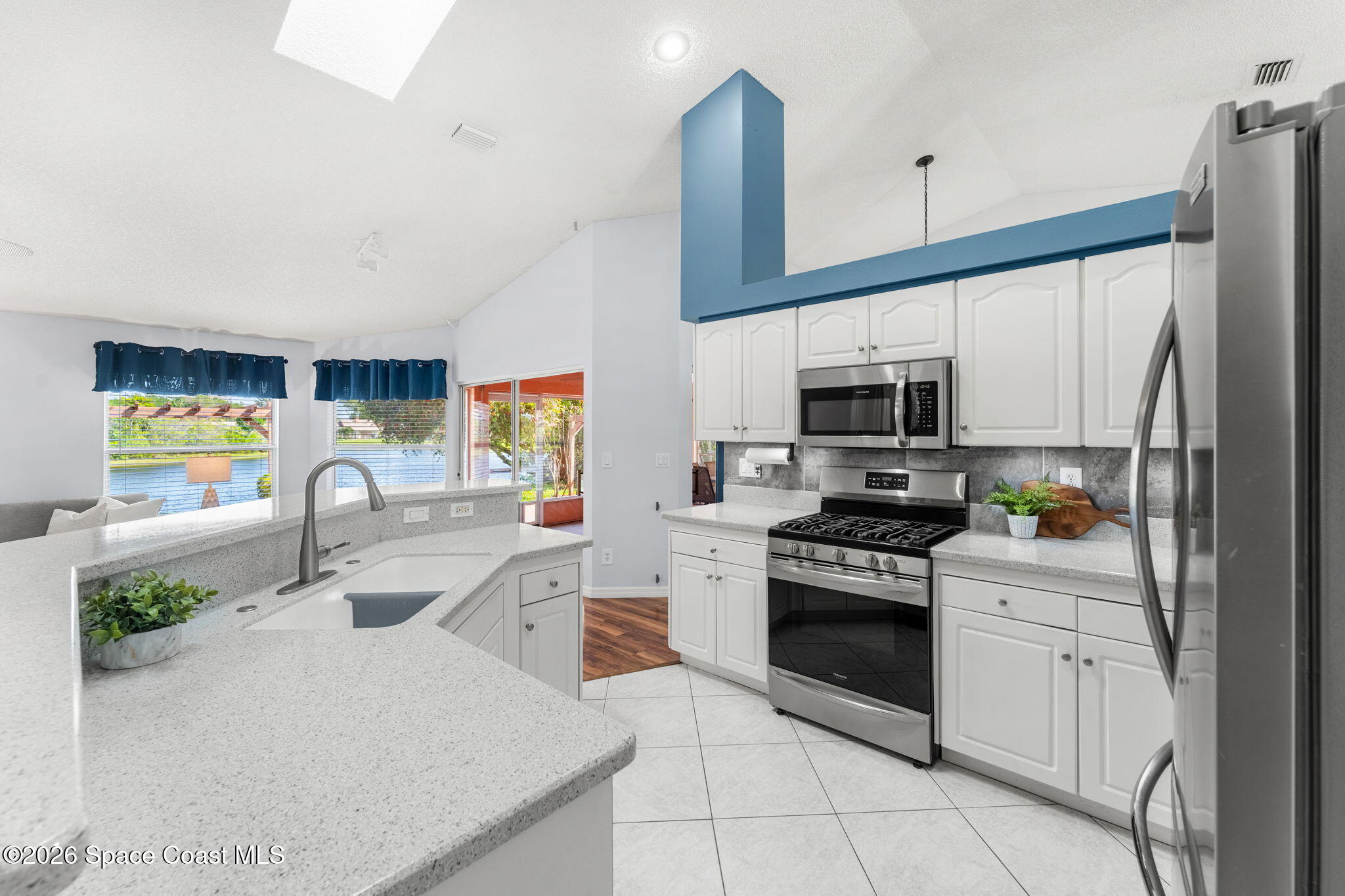 3400 Long Leaf Drive