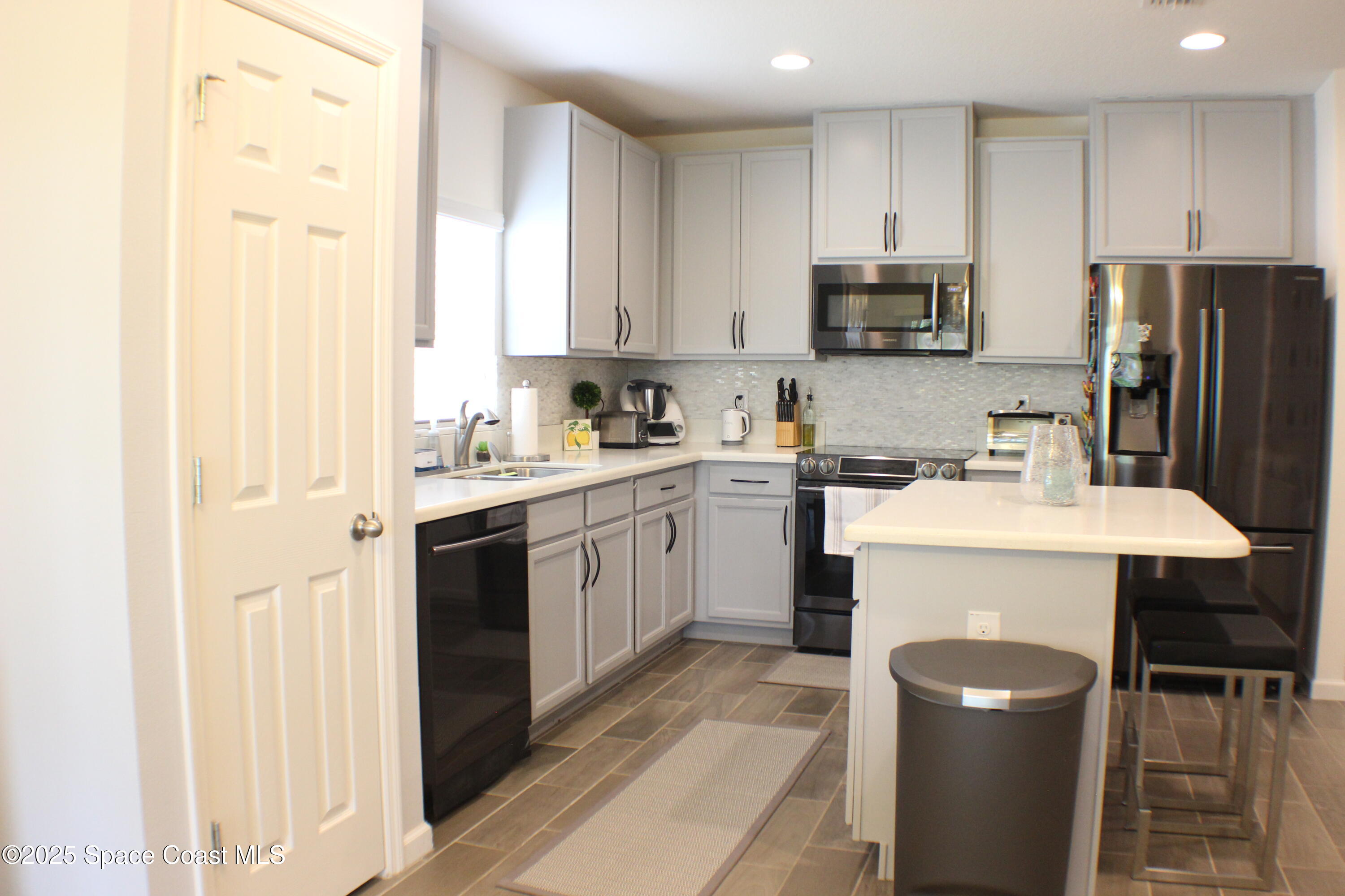 1503 Musgrass Circle
