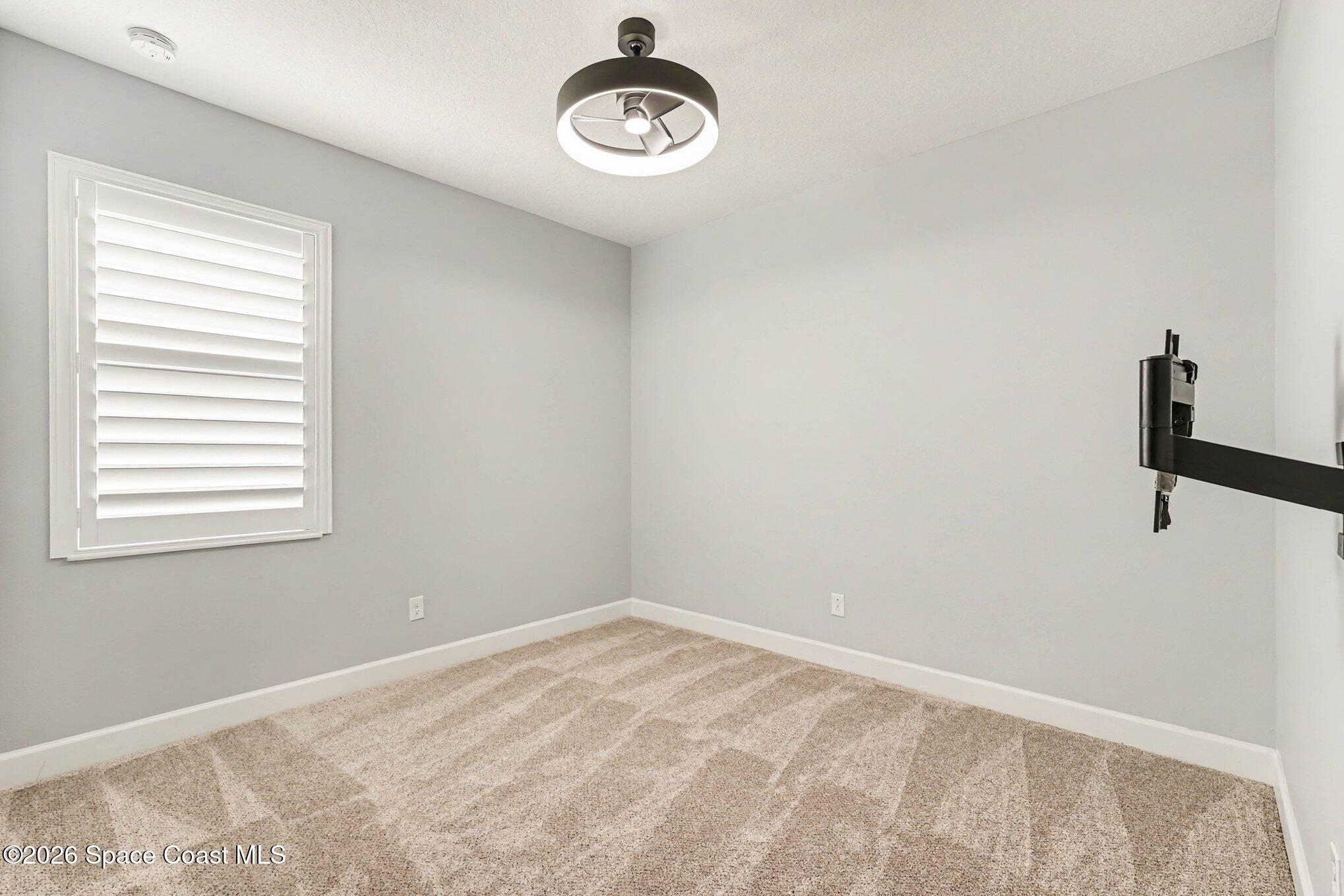 7410 Jazero Place