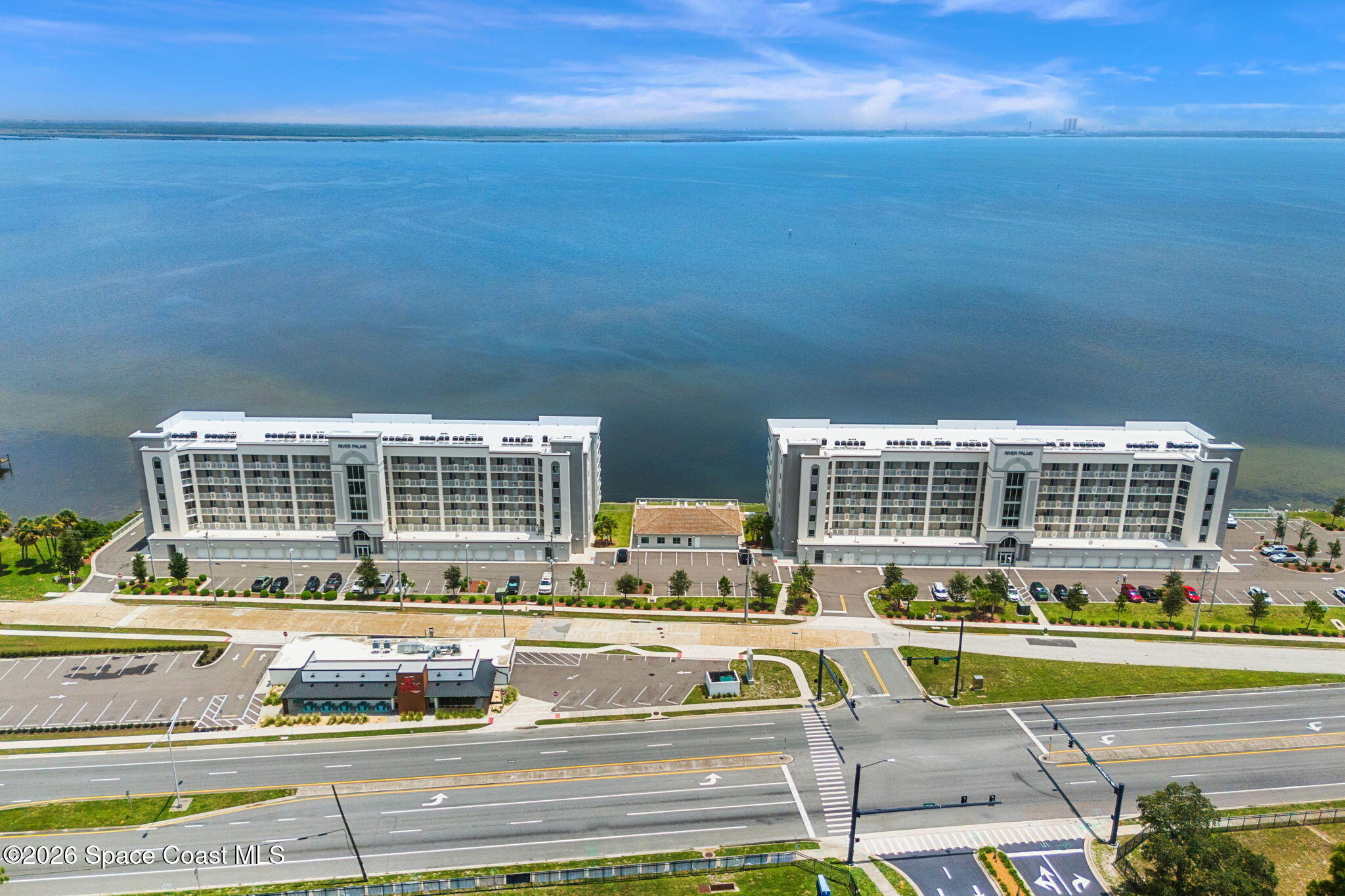 1805 Riverside Drive 507