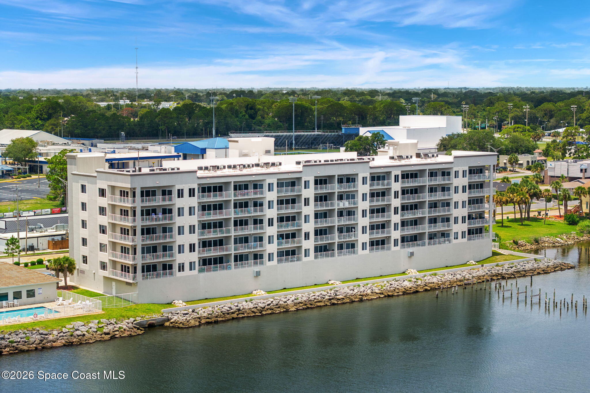 1805 Riverside Drive 507