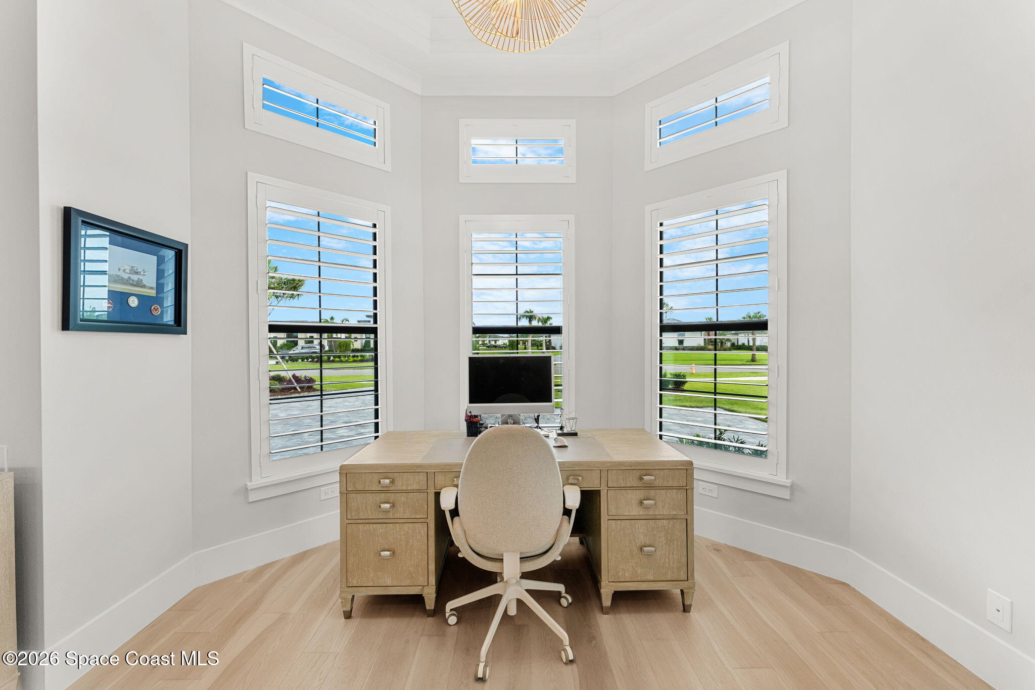 3739 Lake Adelaide Place