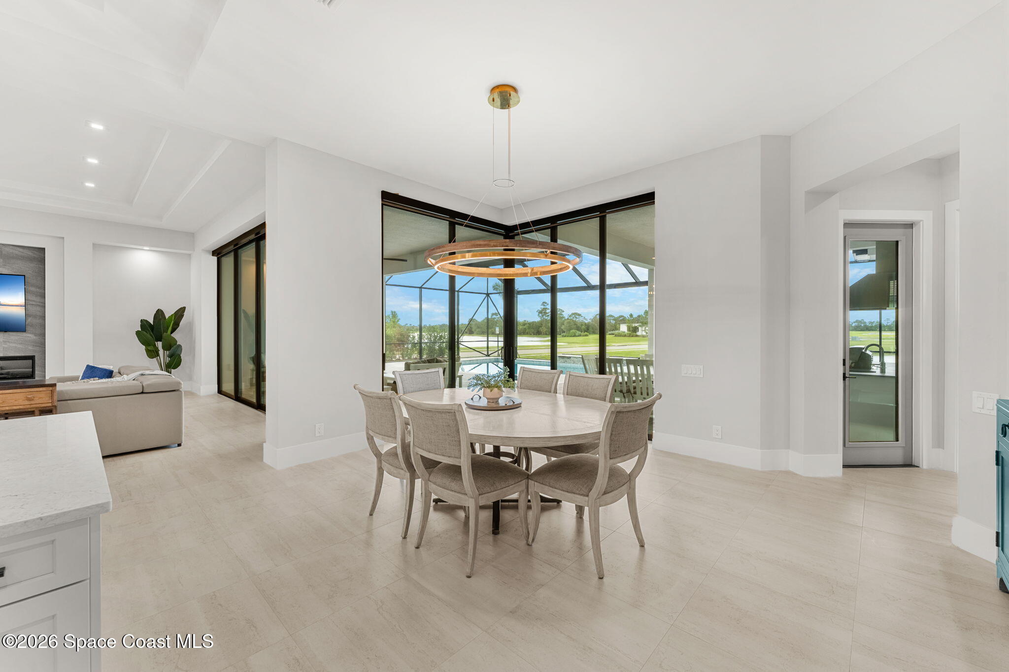 3739 Lake Adelaide Place