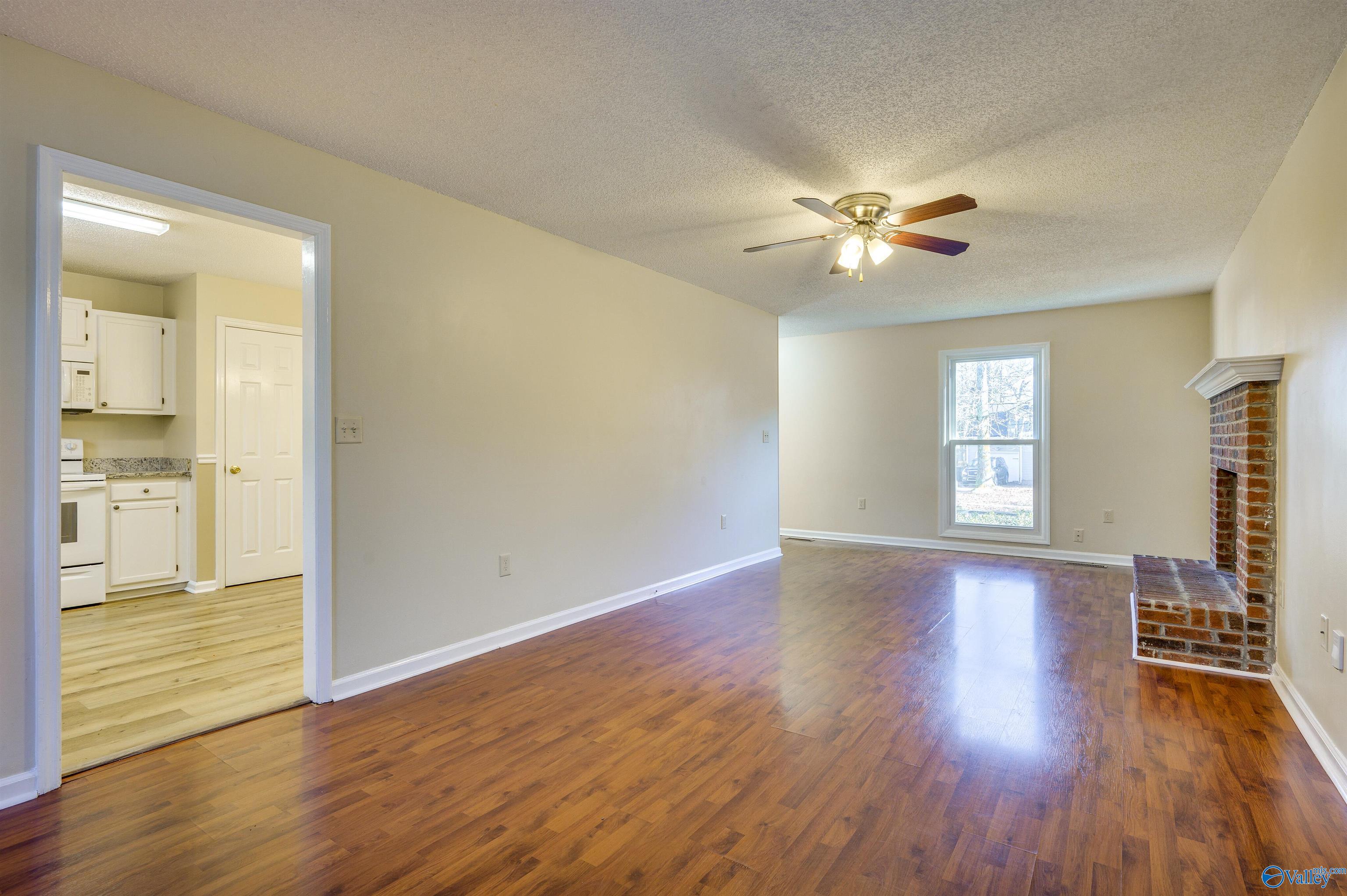124 Suffolk Drive