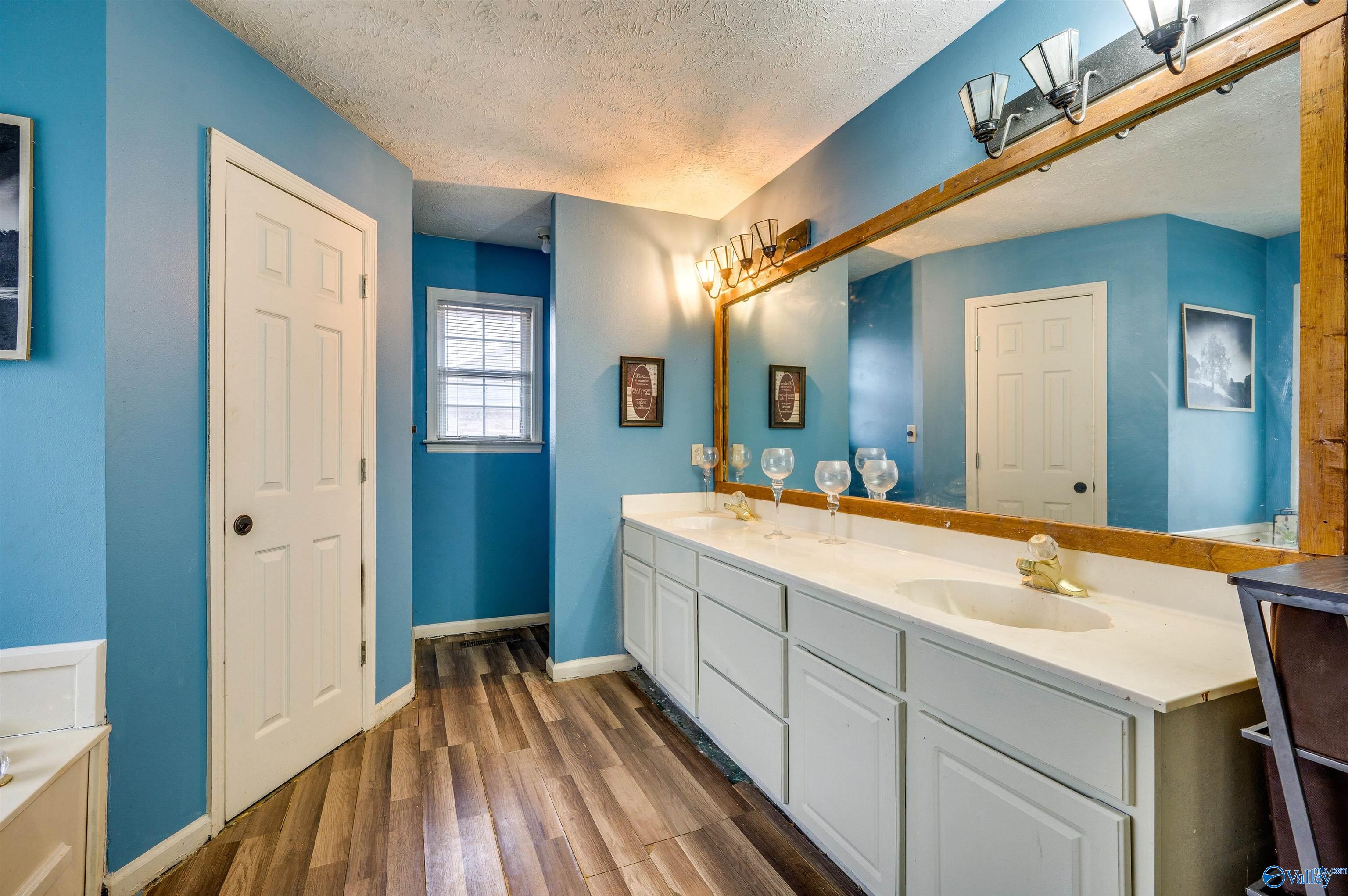 108 Hickory Trail Drive
