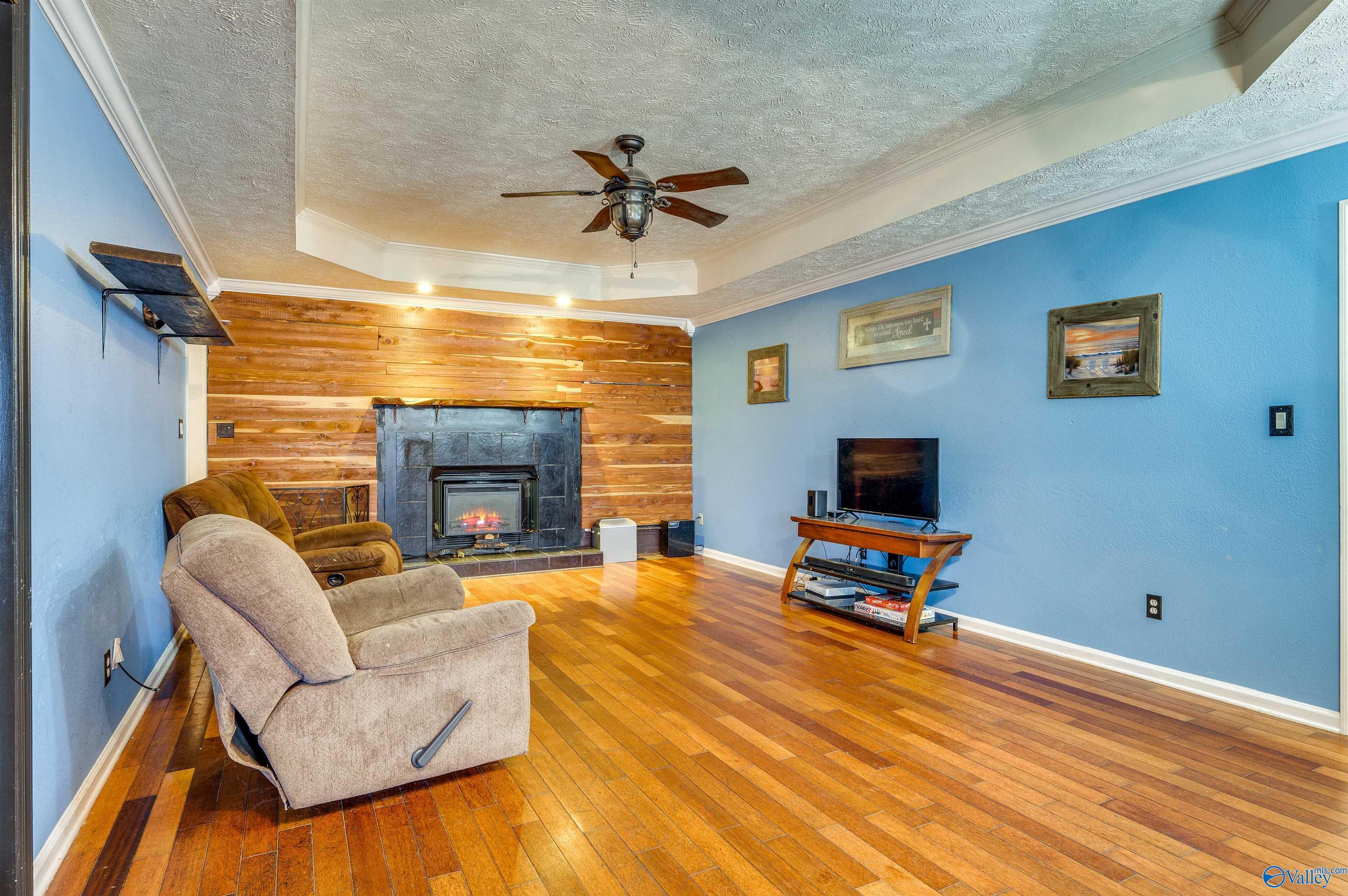 108 Hickory Trail Drive