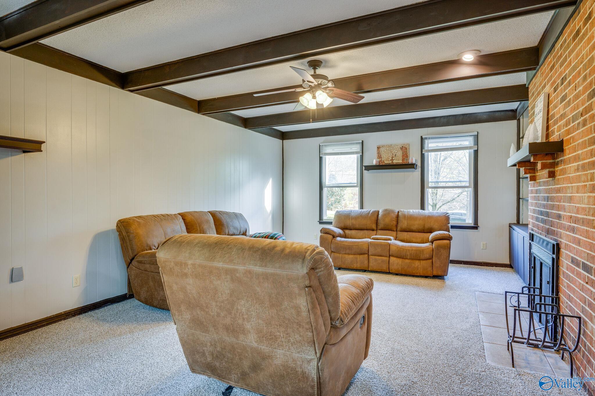 2614 SE Vista Drive