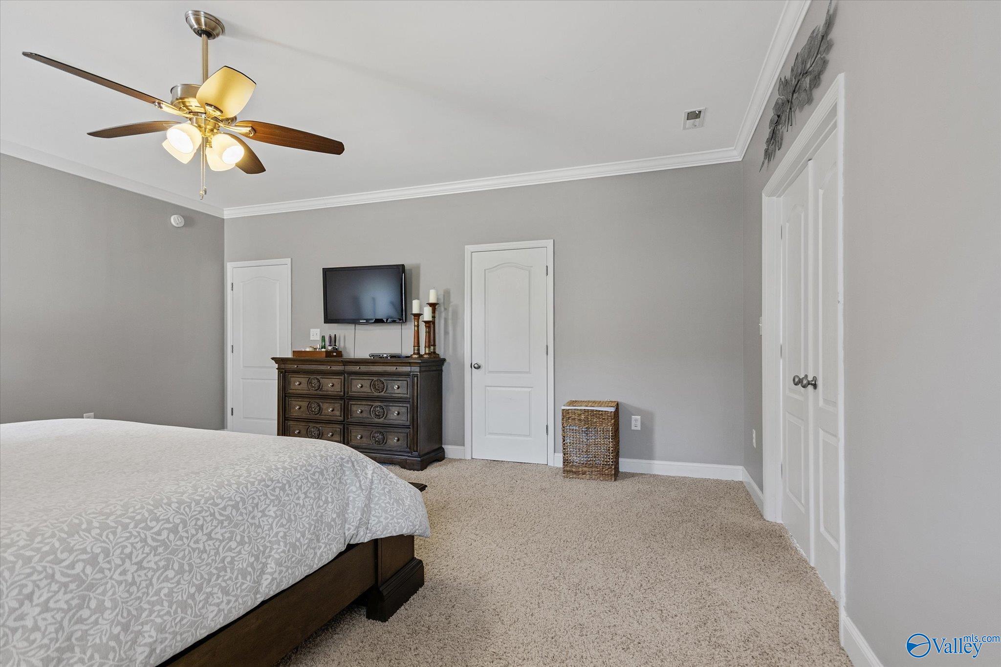 131 Legacy Cove Drive