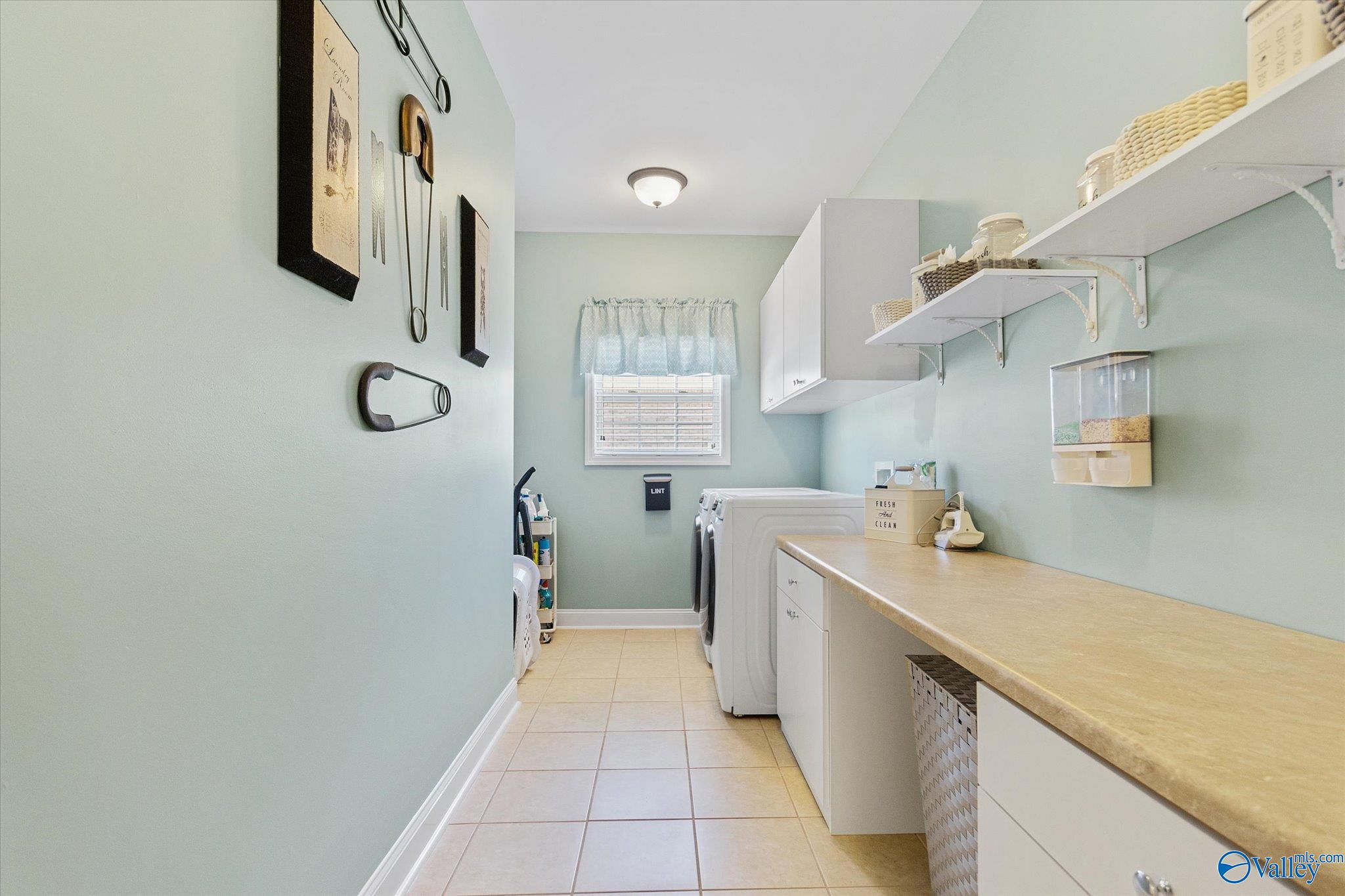 131 Legacy Cove Drive