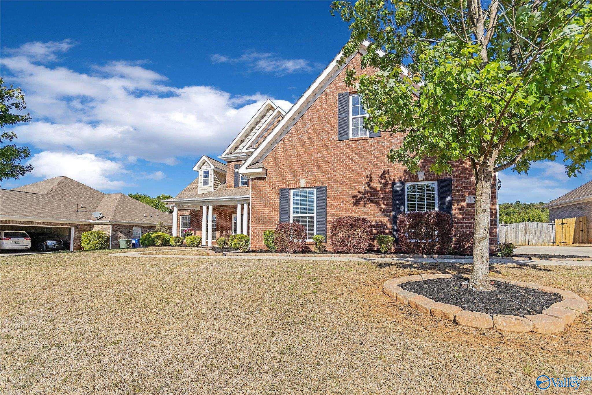 131 Legacy Cove Drive