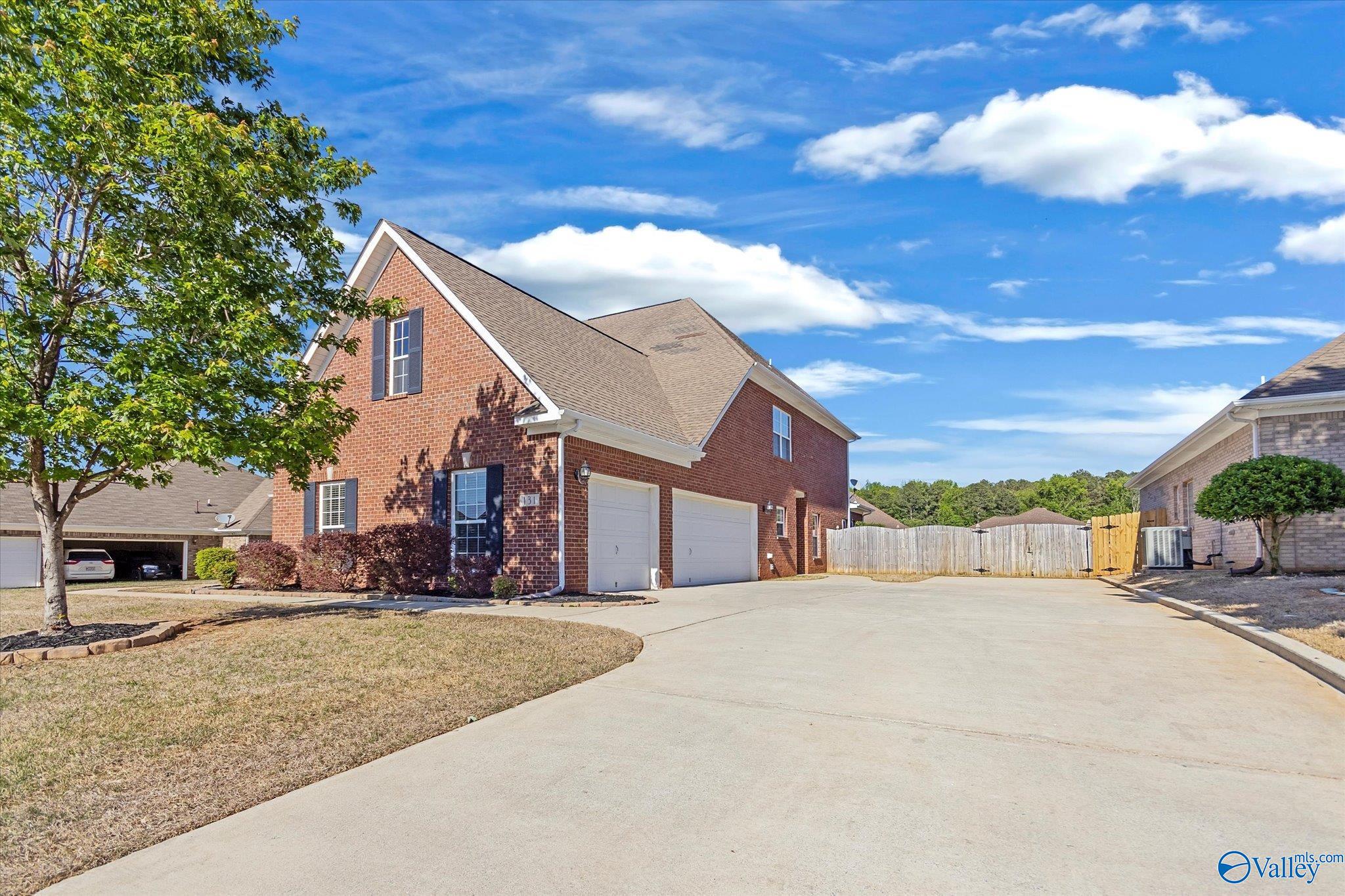 131 Legacy Cove Drive