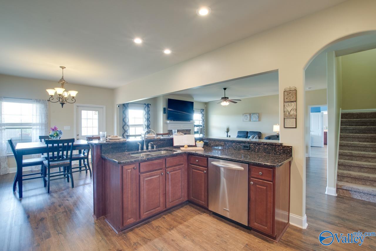 703 Harbor Ferry Drive SW