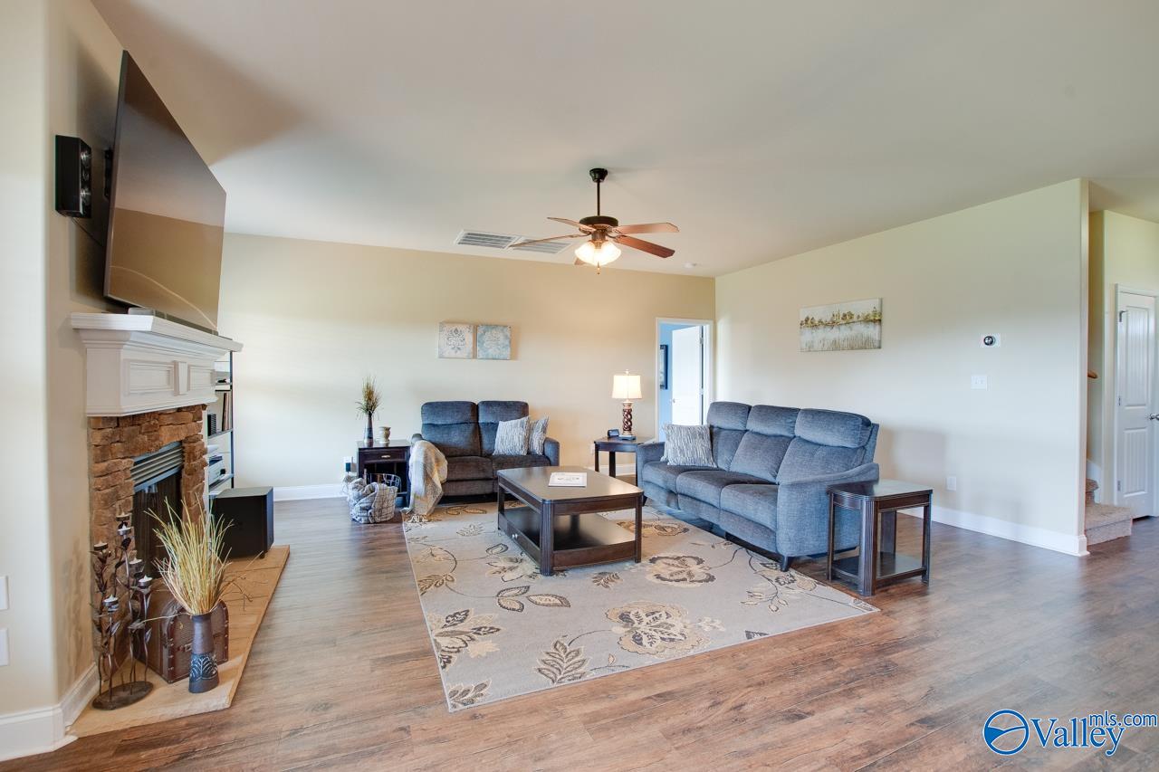 703 Harbor Ferry Drive SW