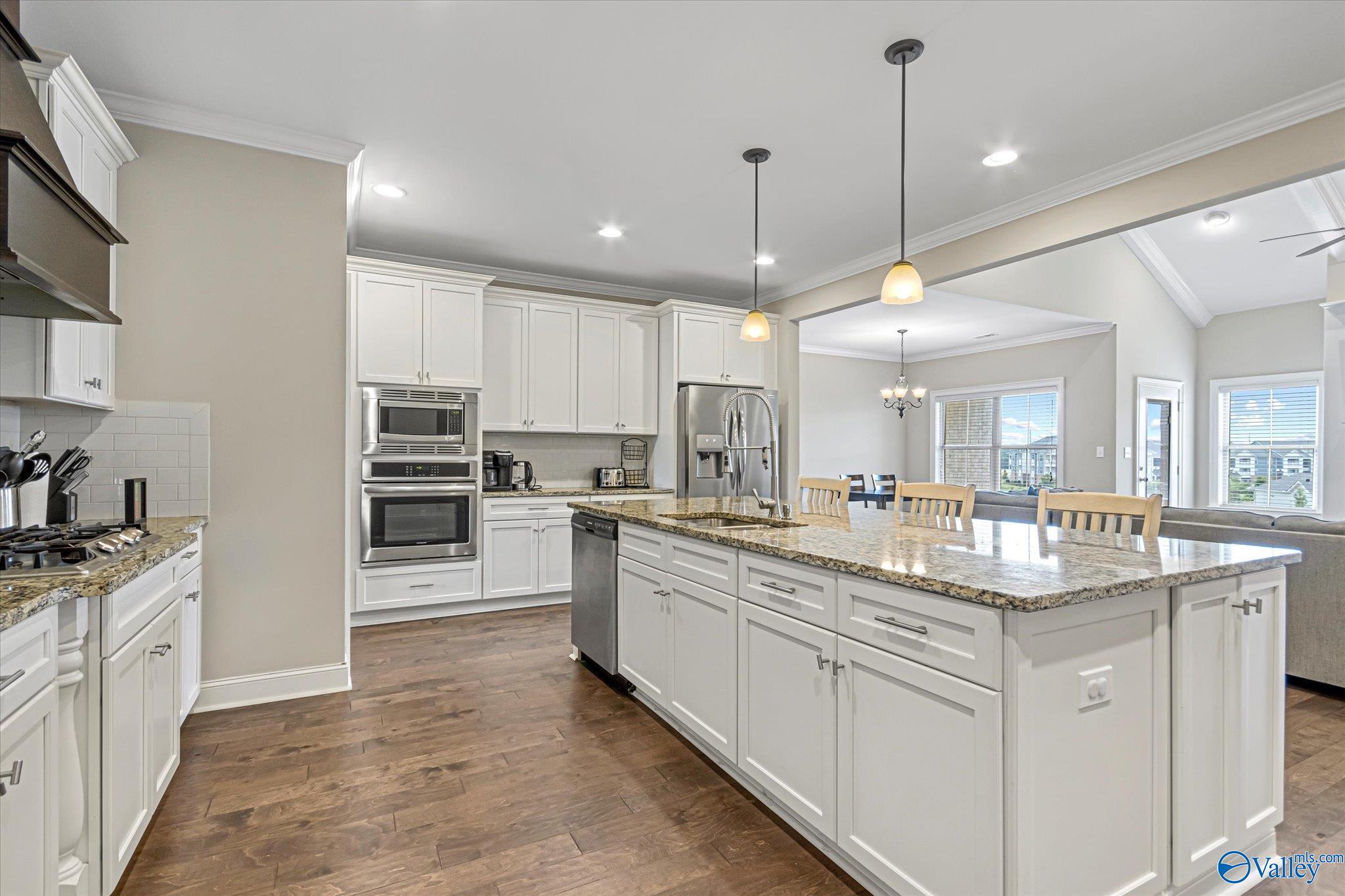 547 W River Landing Blvd SW