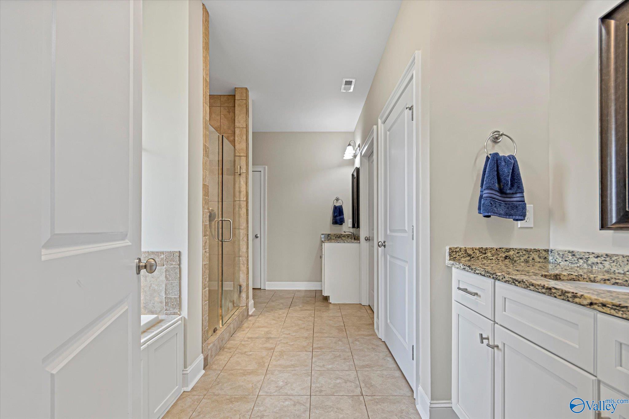 547 W River Landing Blvd SW