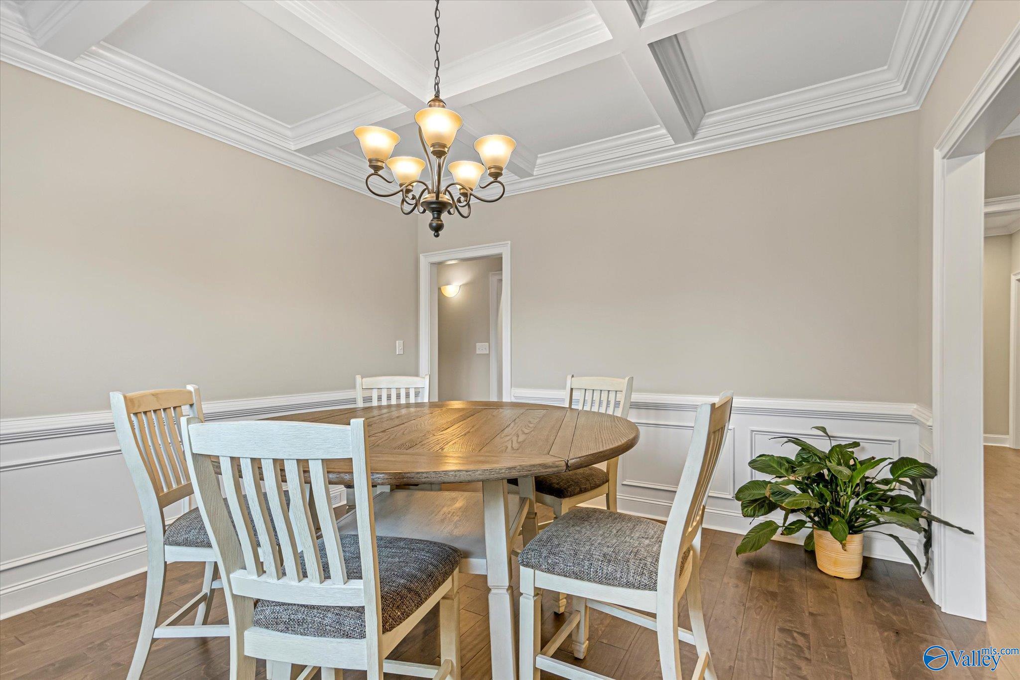 547 W River Landing Blvd SW