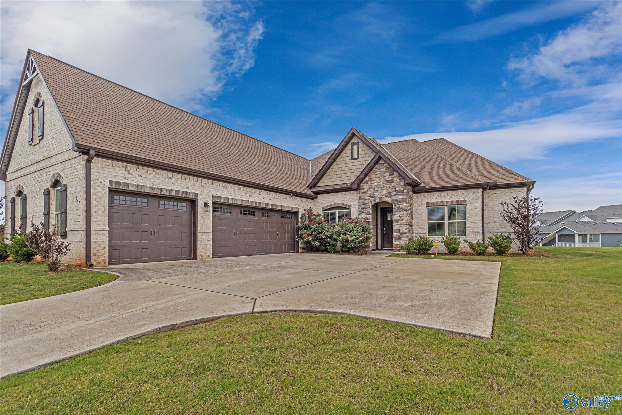 547 W River Landing Blvd SW