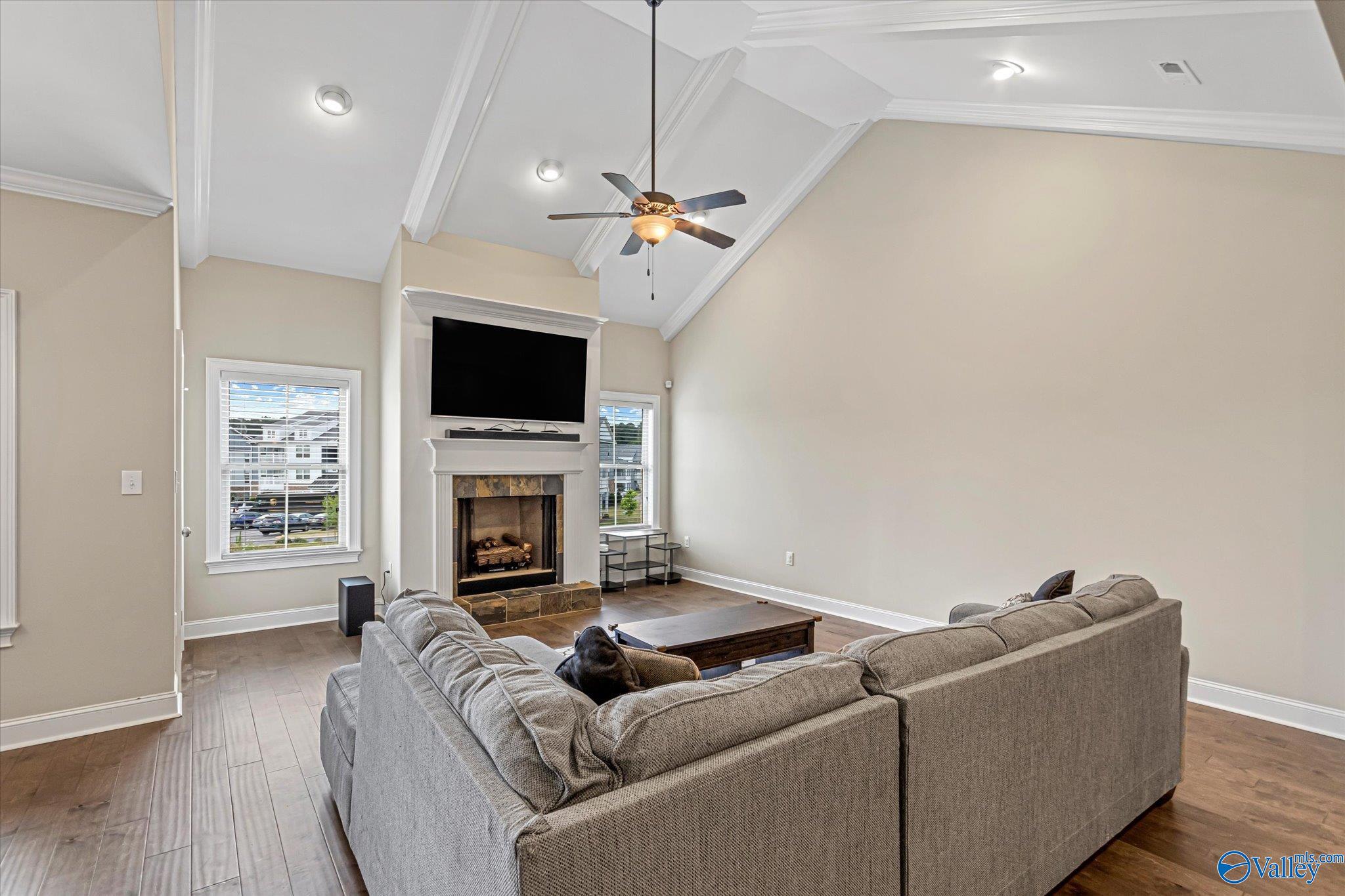 547 W River Landing Blvd SW