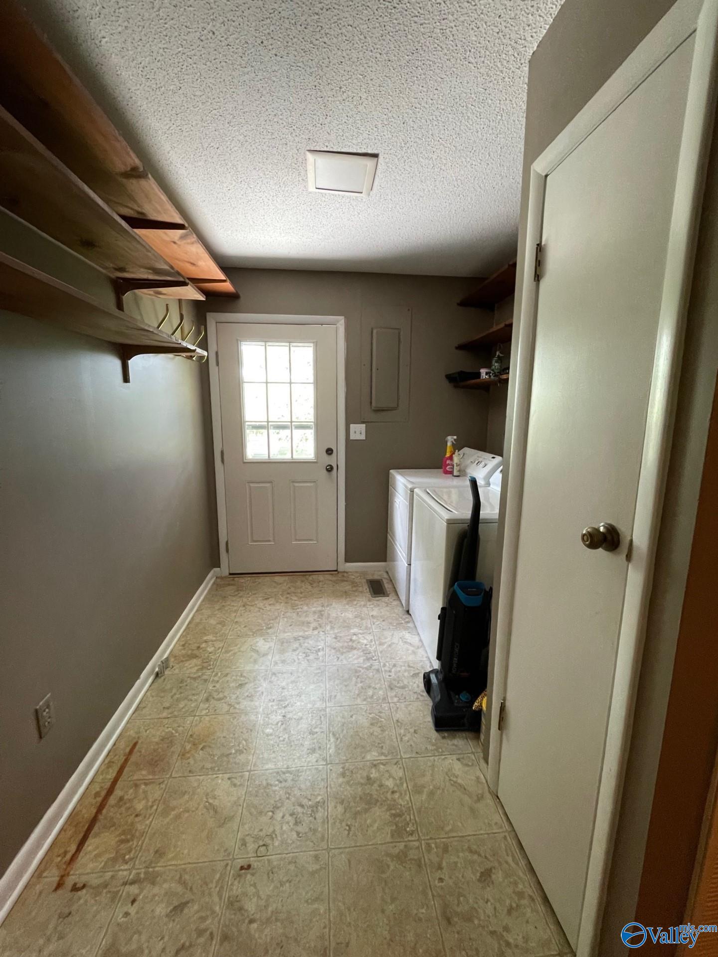 3087 County Road 214