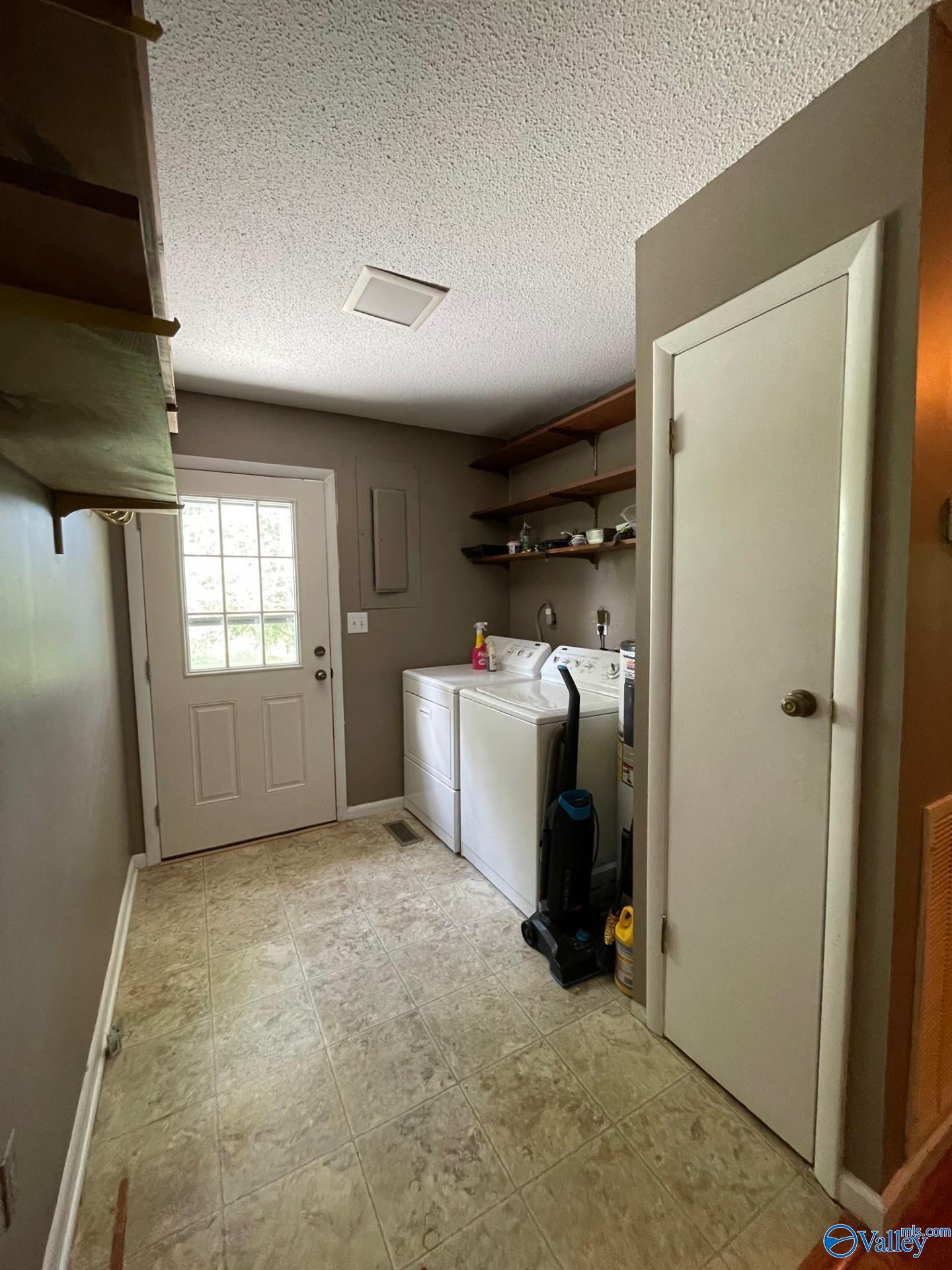 3087 County Road 214