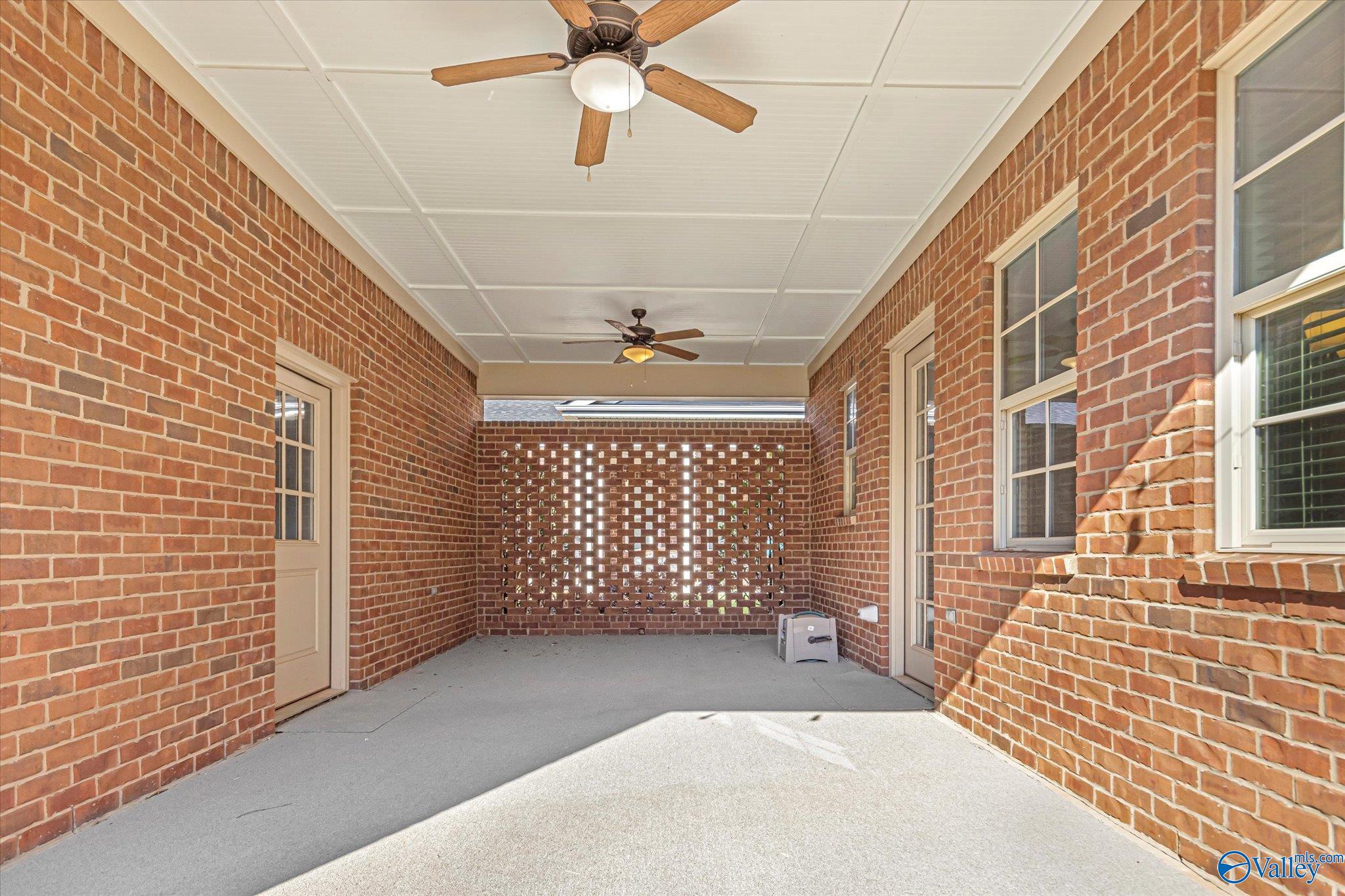 130 Bur Oak Drive