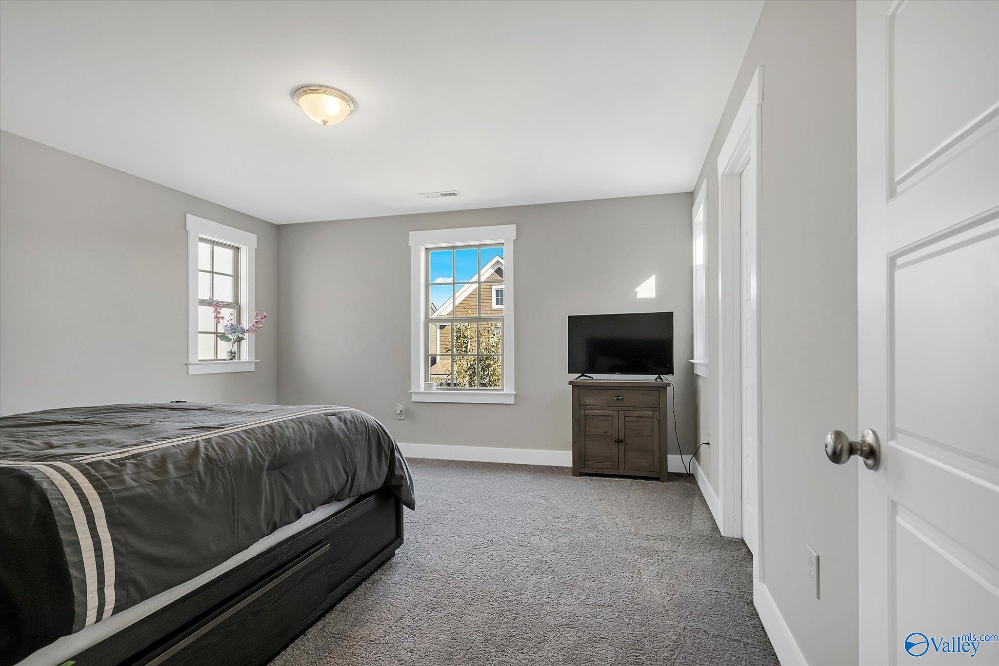 130 Bur Oak Drive