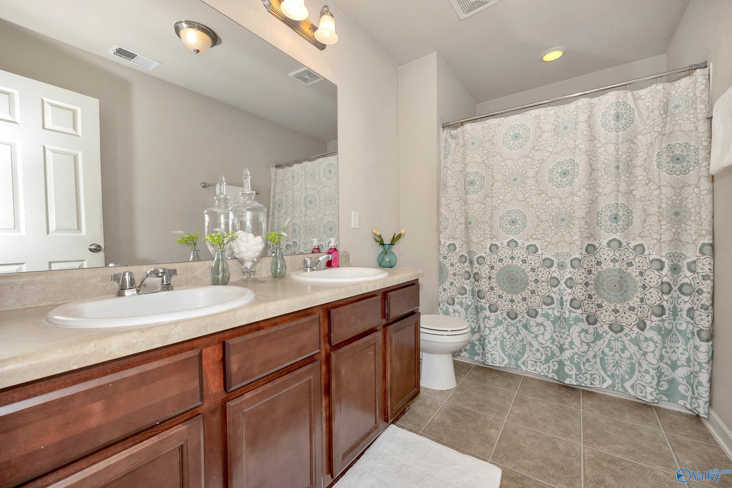 3611 Avalon Lake Drive