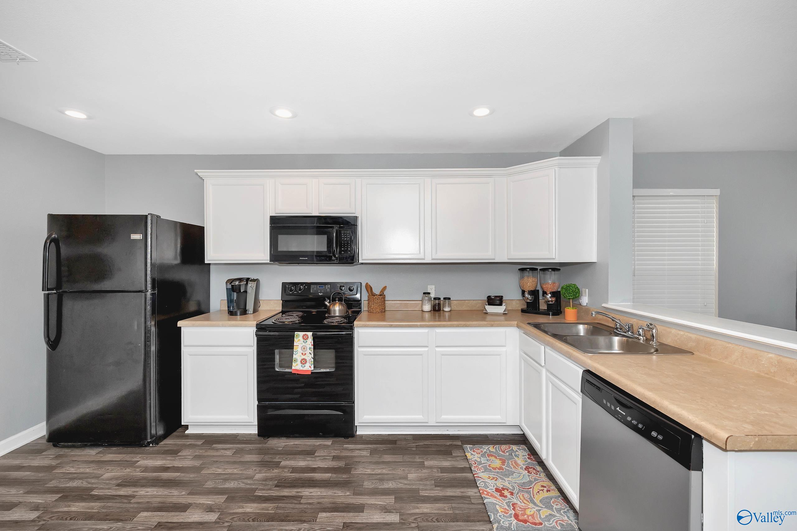 3611 Avalon Lake Drive