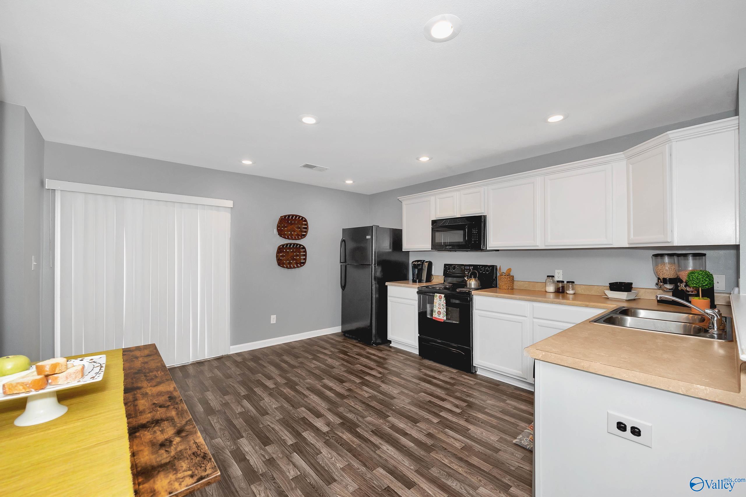 3611 Avalon Lake Drive