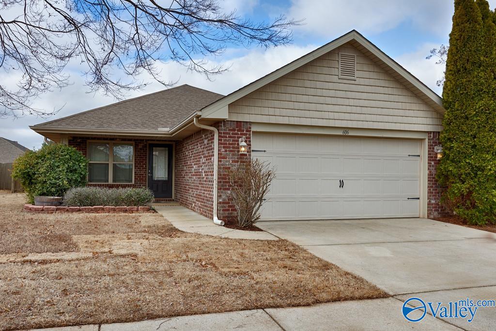 606 Durbin Lane SW