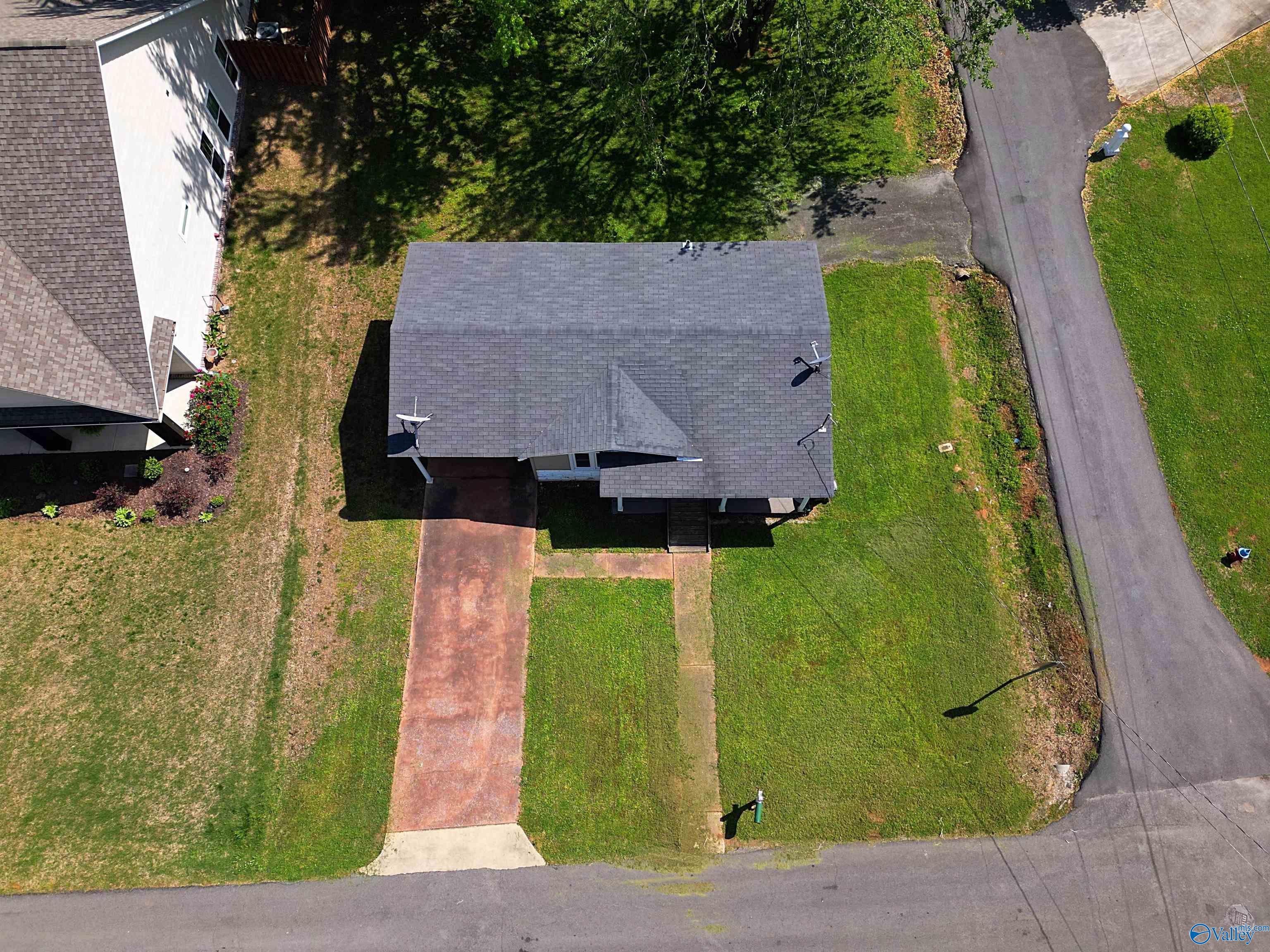 112 Arnett Street
