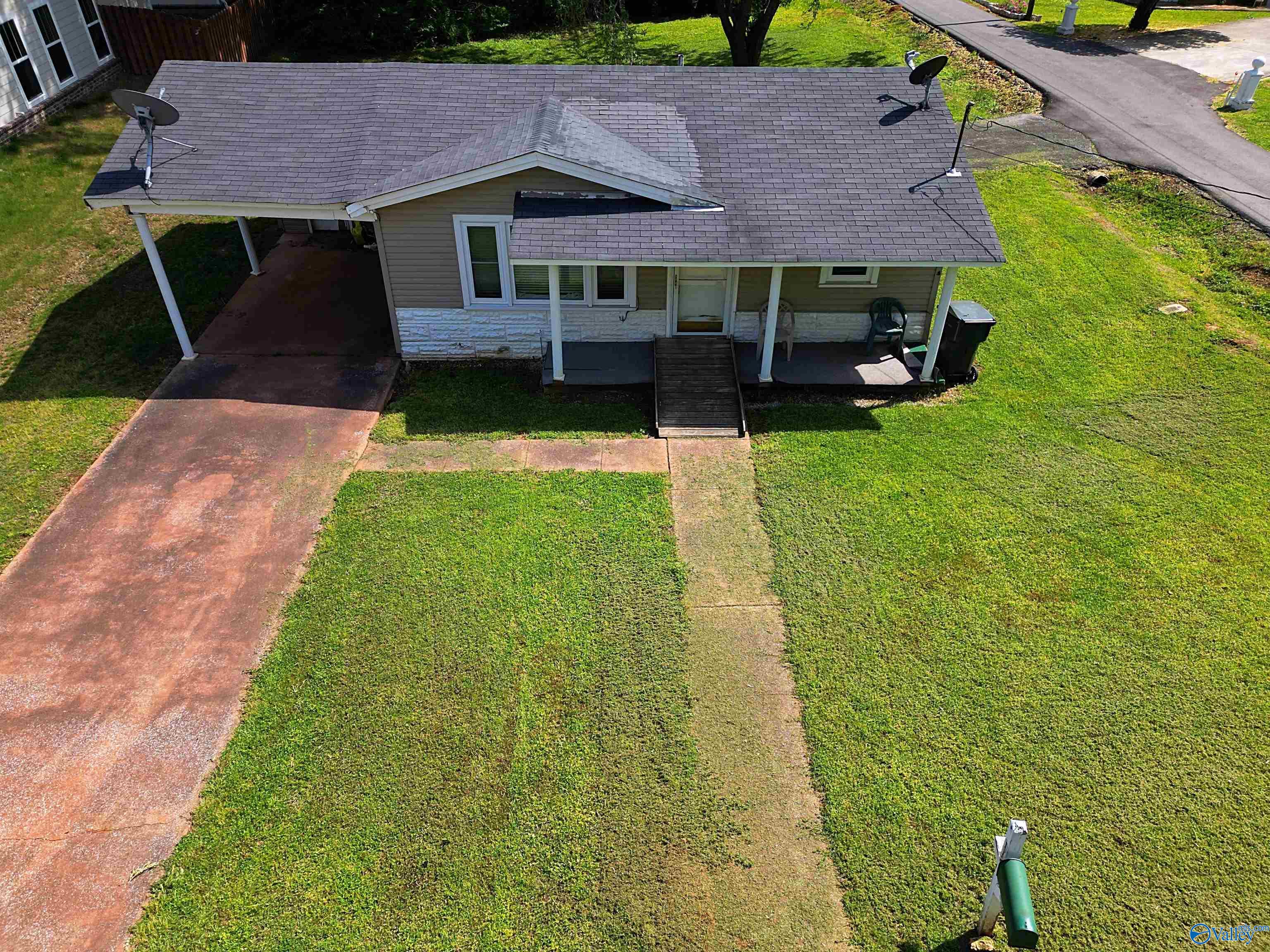 112 Arnett Street