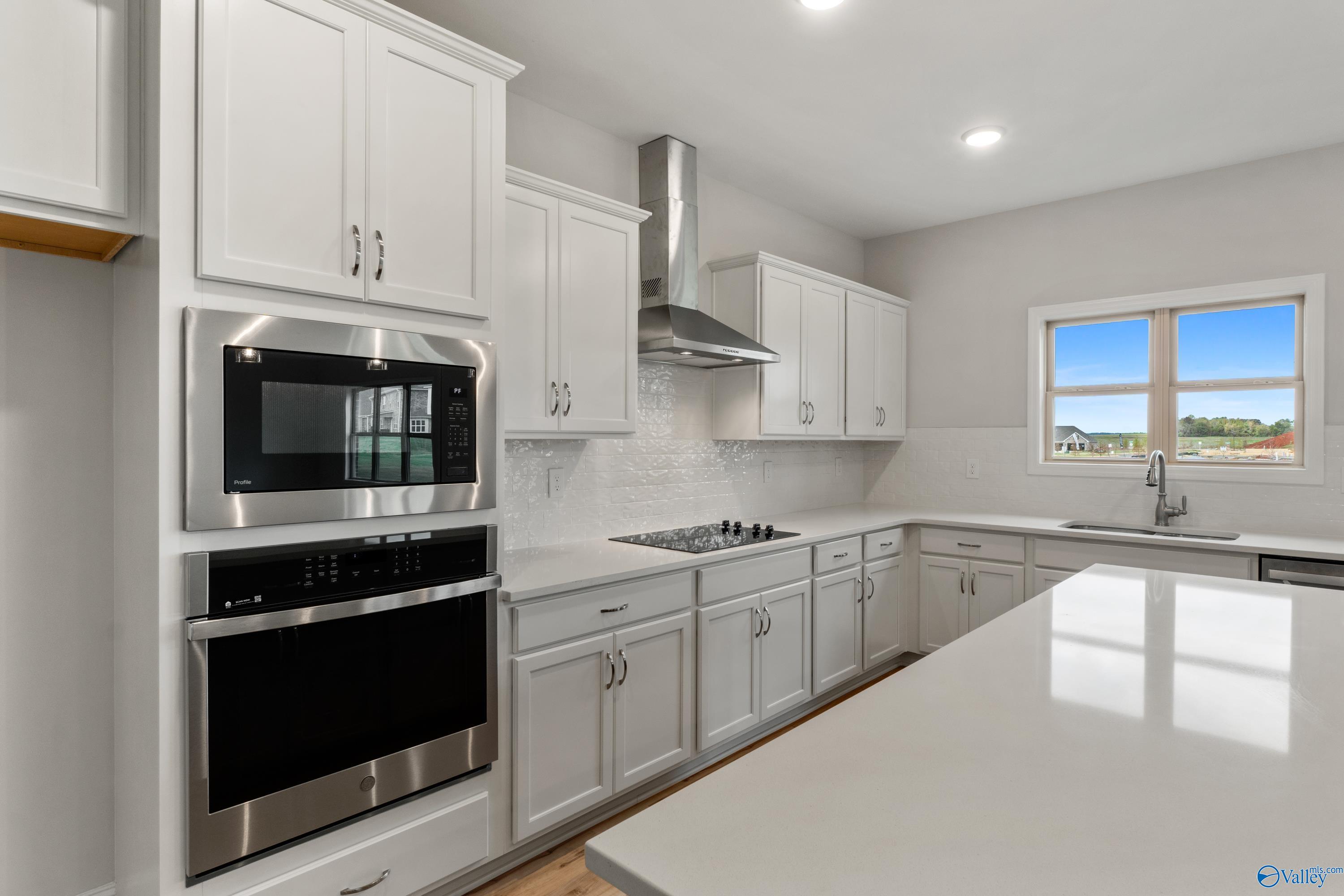 29387 Canoe Circle