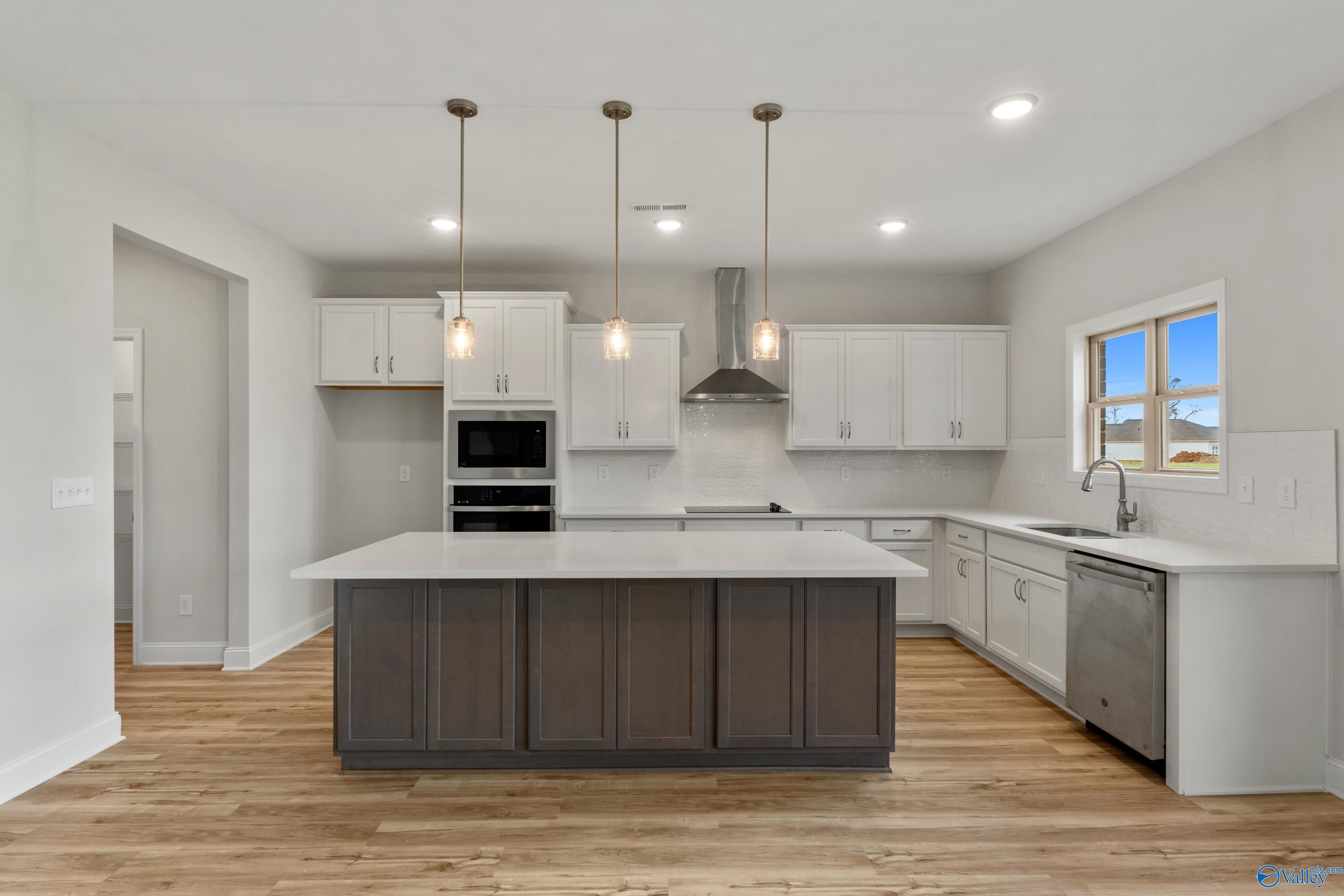 29387 Canoe Circle