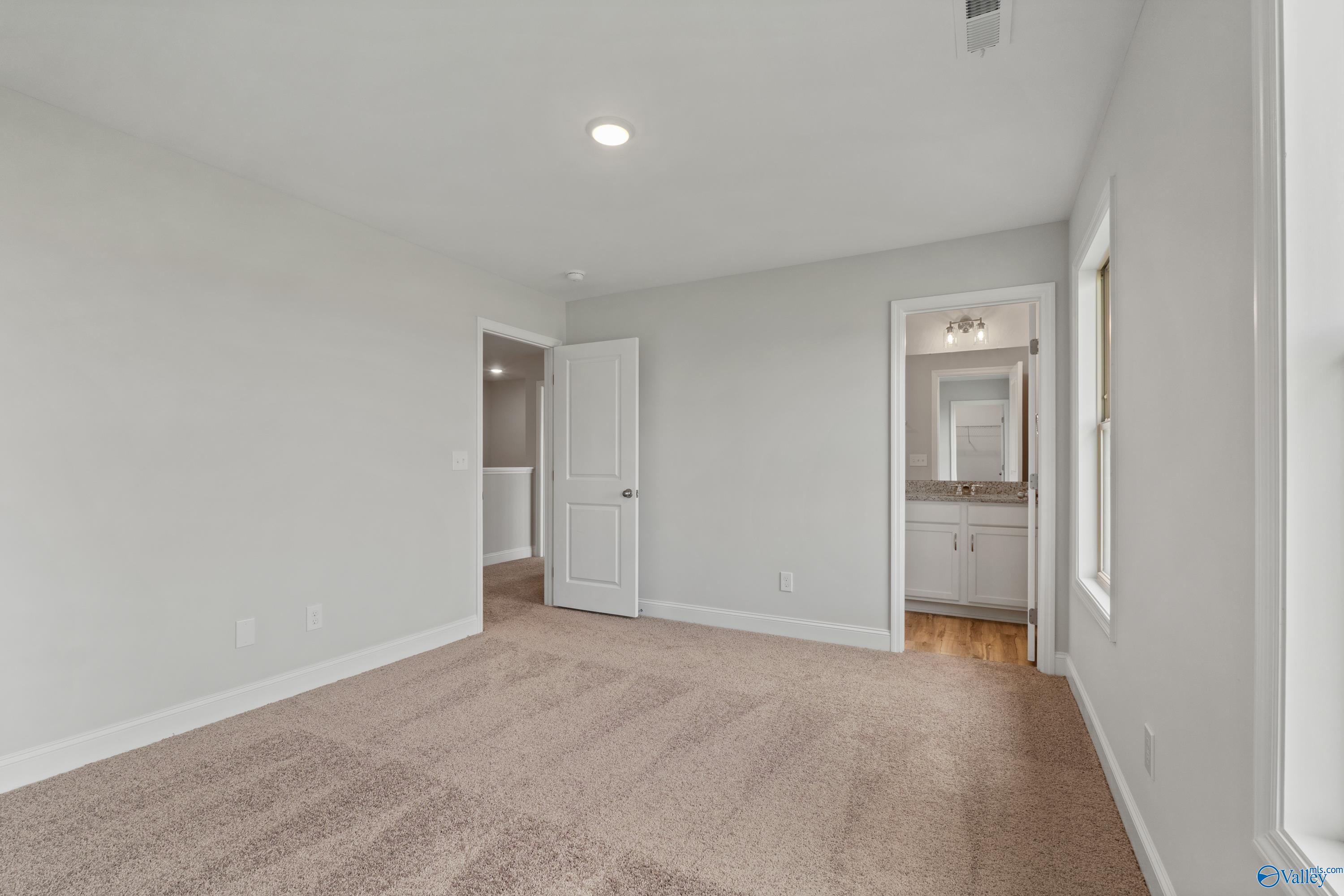 29387 Canoe Circle