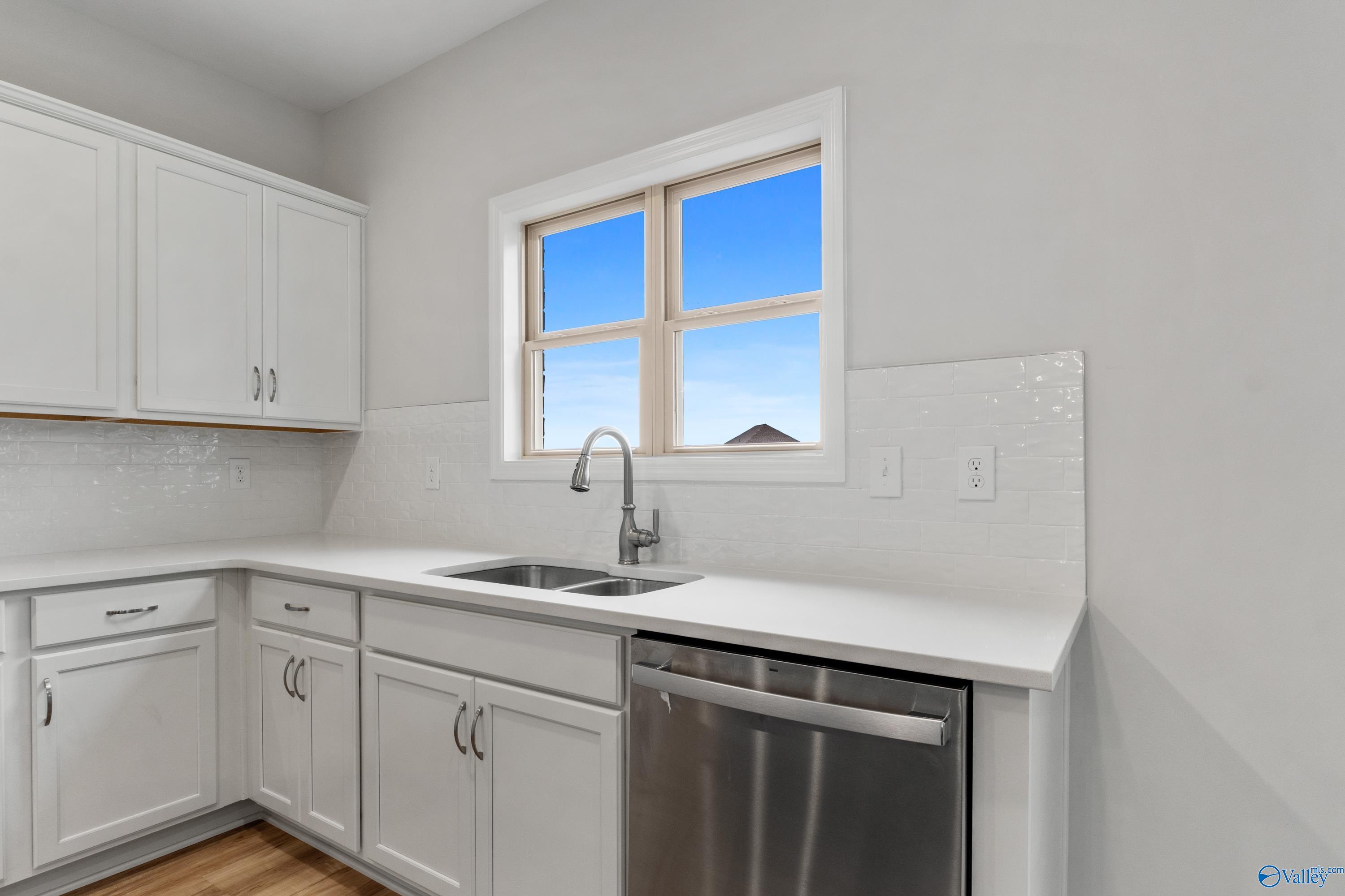 29387 Canoe Circle