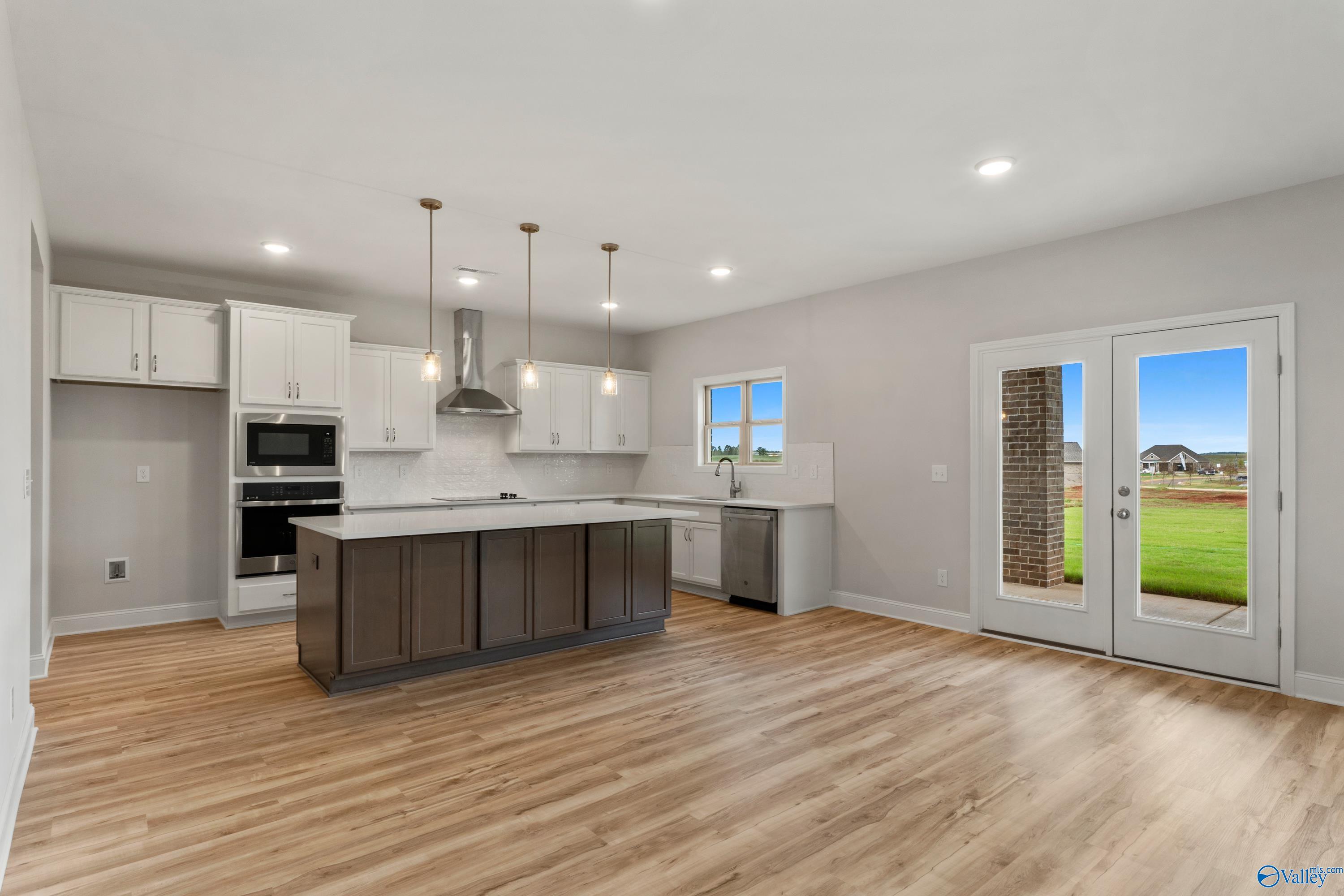 29387 Canoe Circle