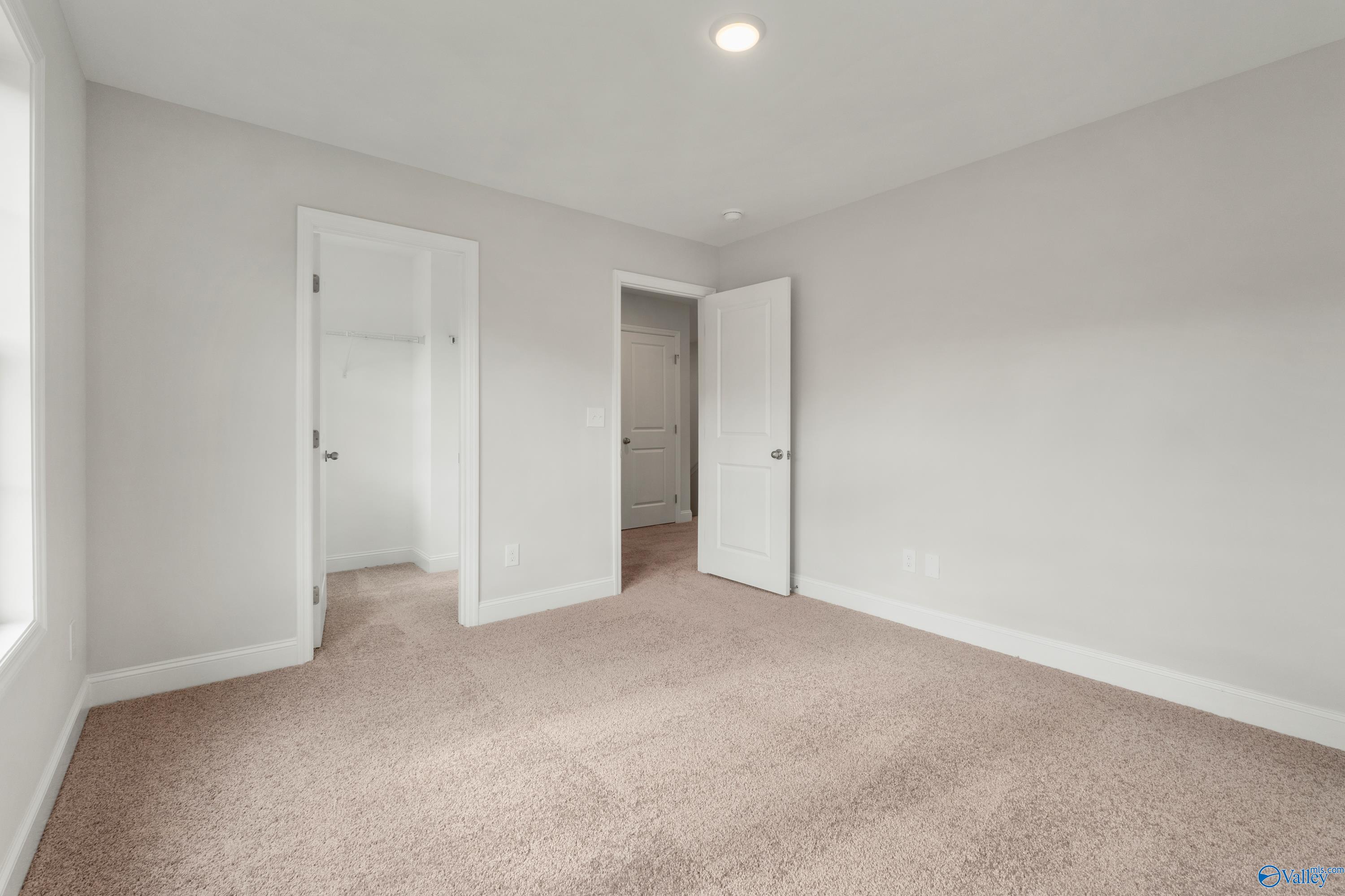 29387 Canoe Circle
