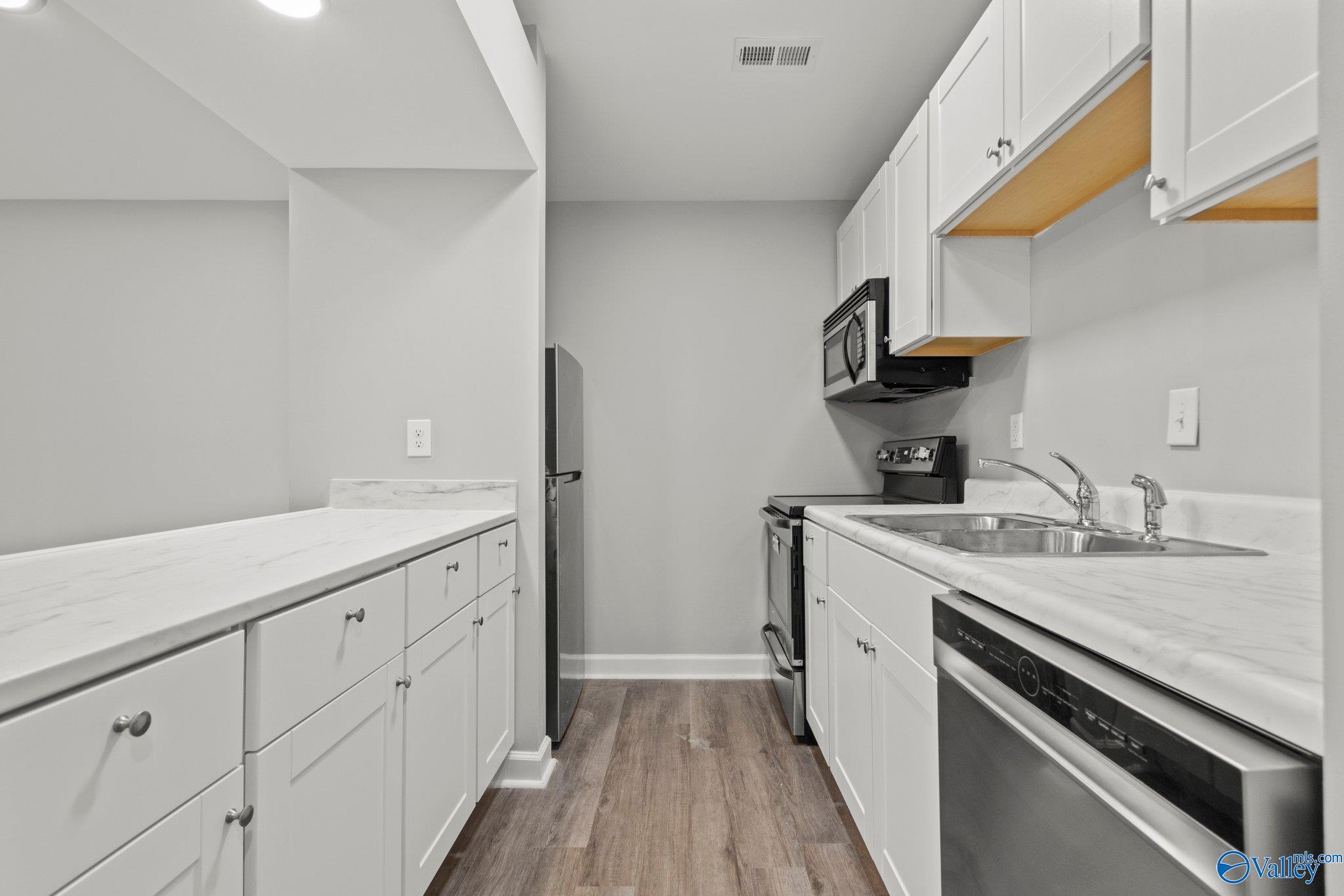 600 Julia Street NW # D Unit: A-D