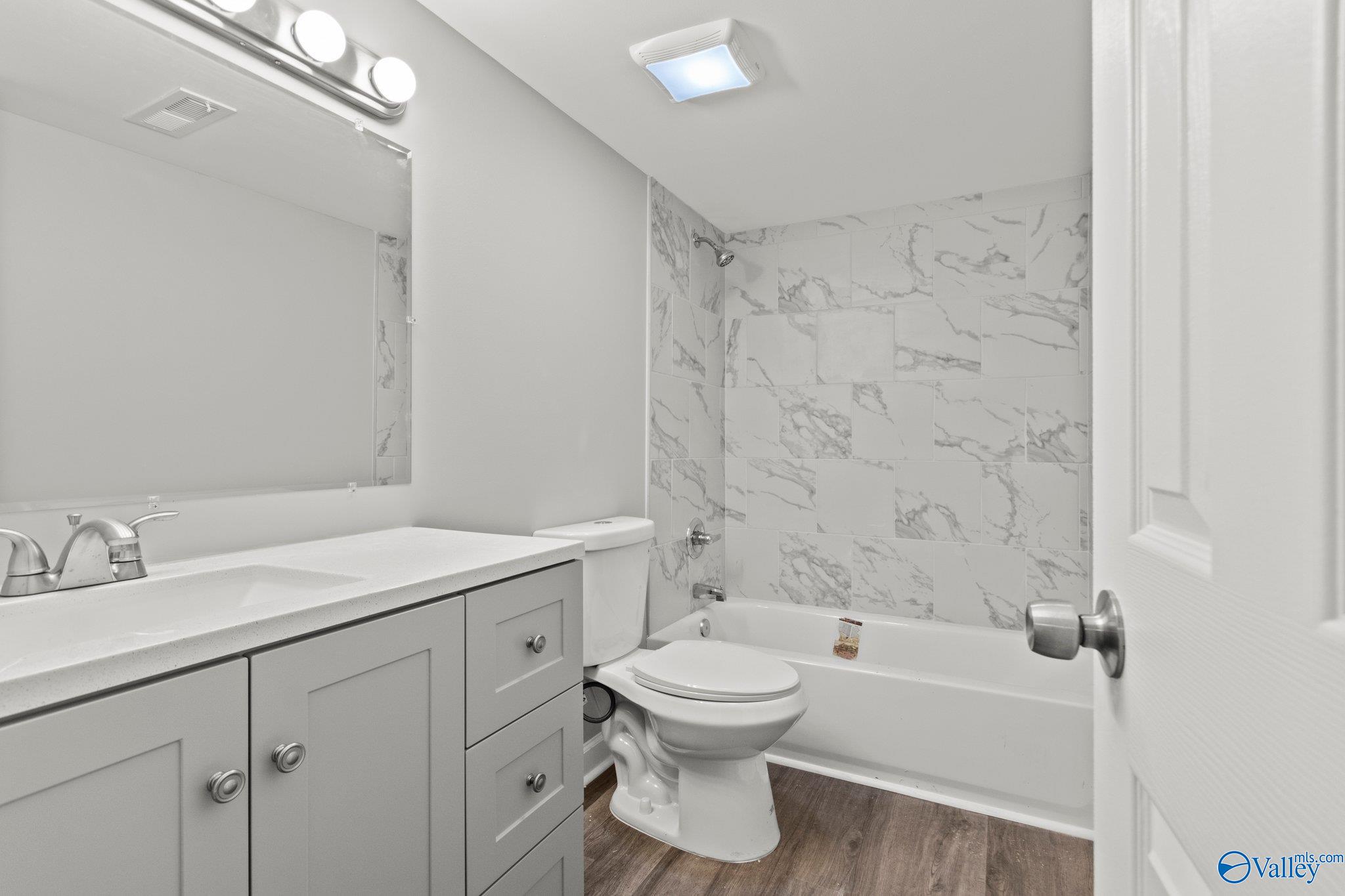 600 Julia Street NW # D Unit: A-D