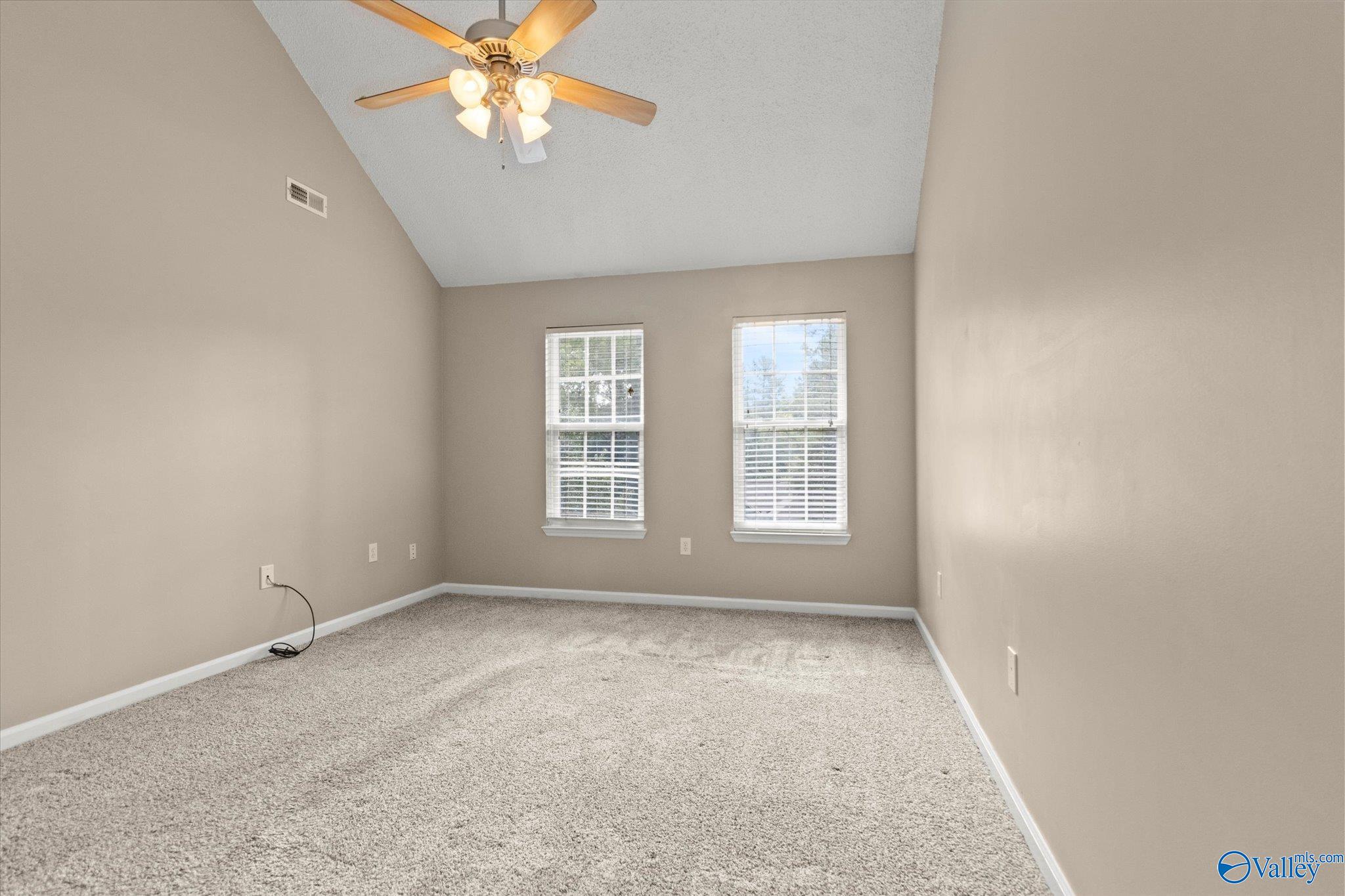 105 Denning Circle