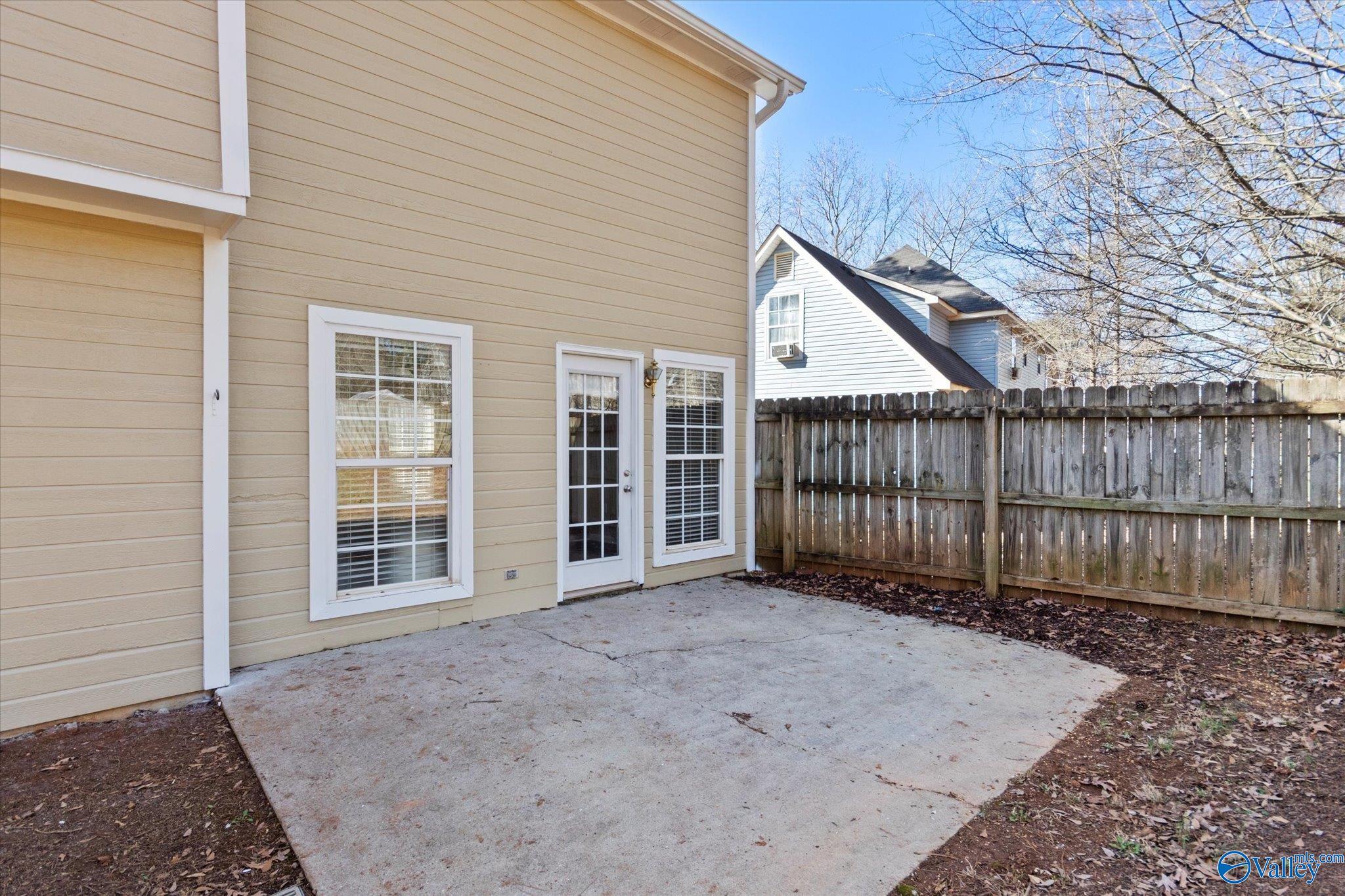 105 Denning Circle