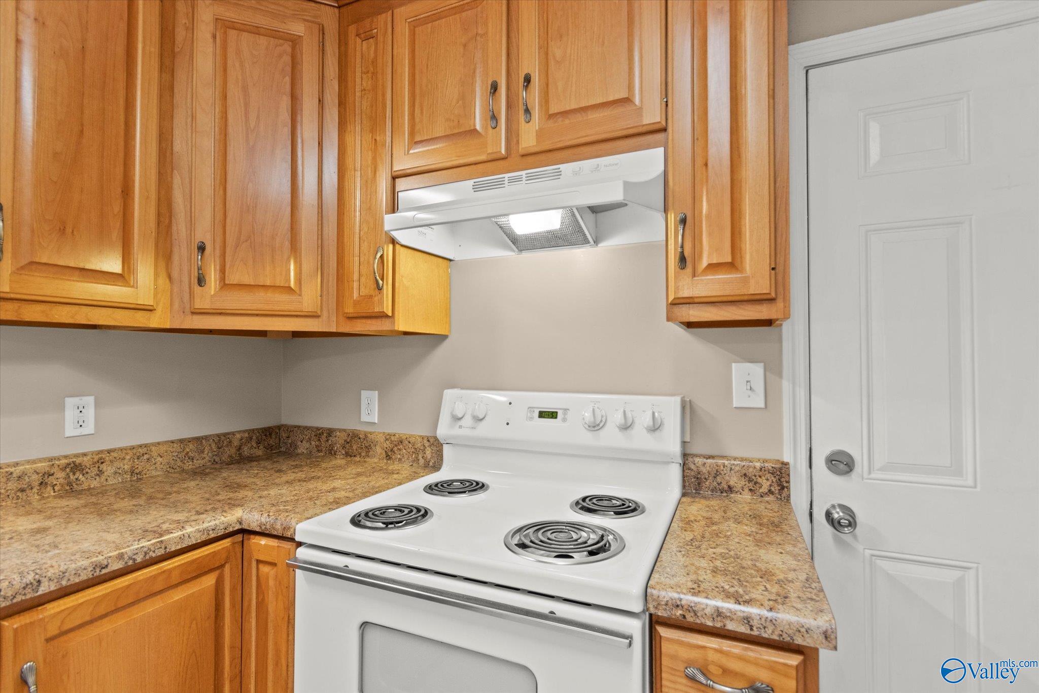 105 Denning Circle
