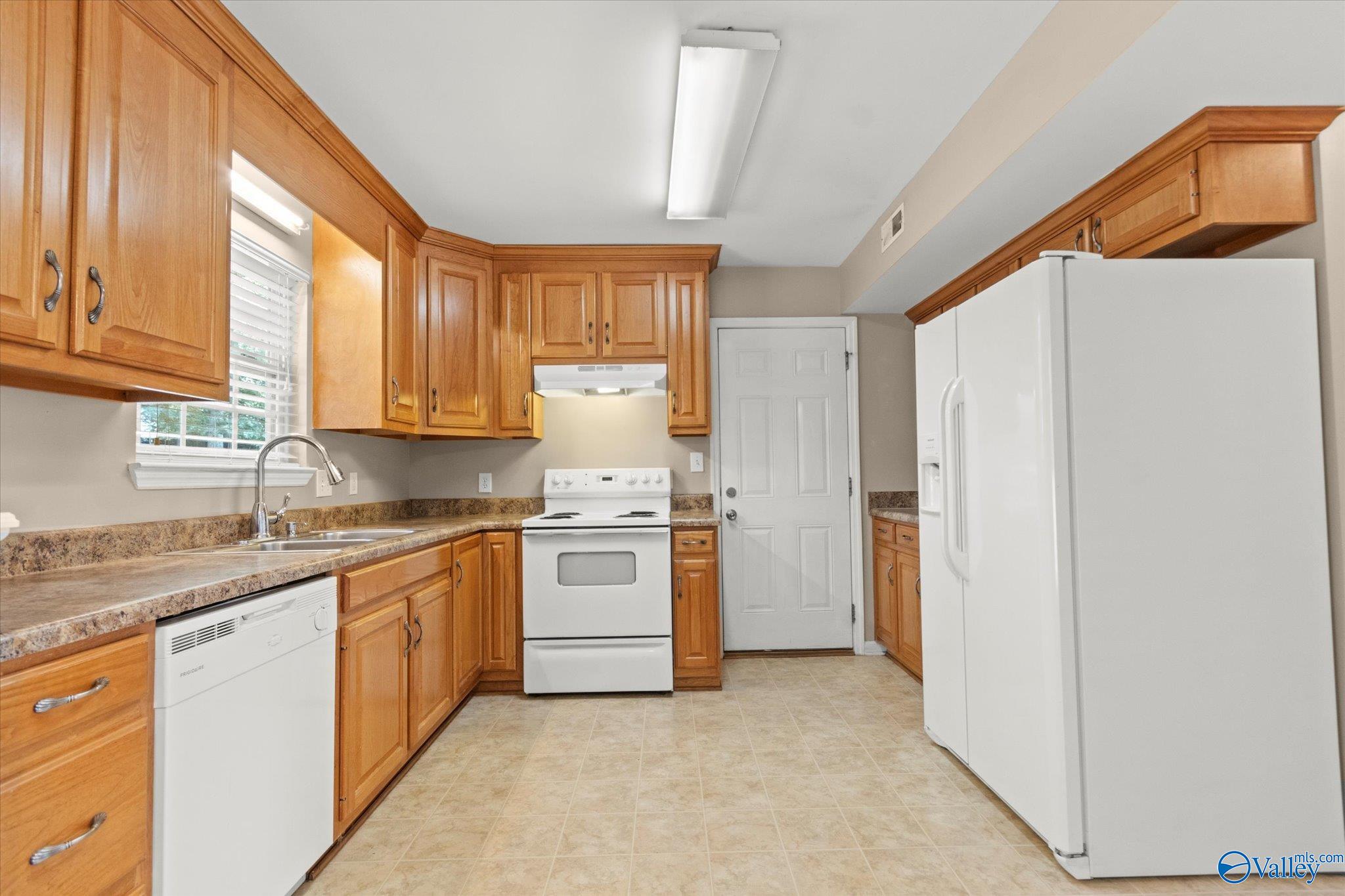 105 Denning Circle